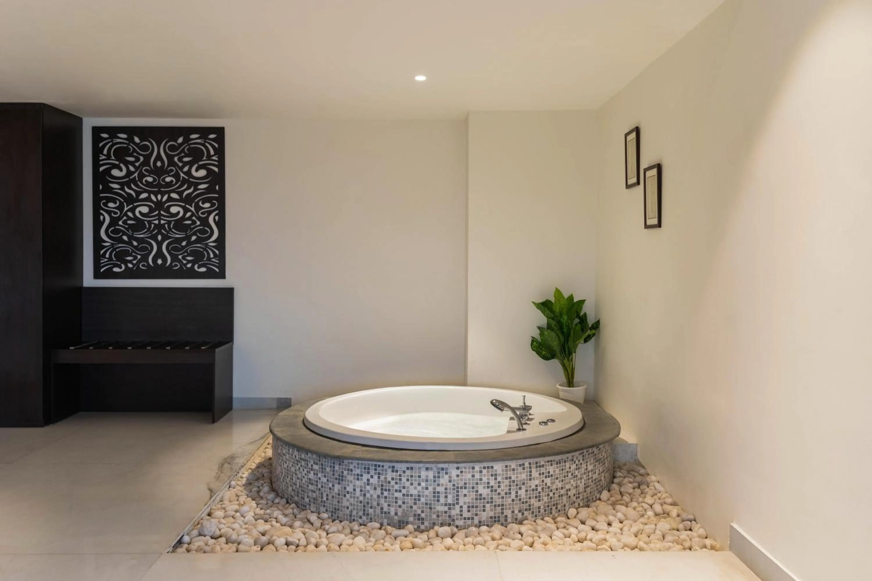 TatSaraasa Resort & Spa, Udaipur