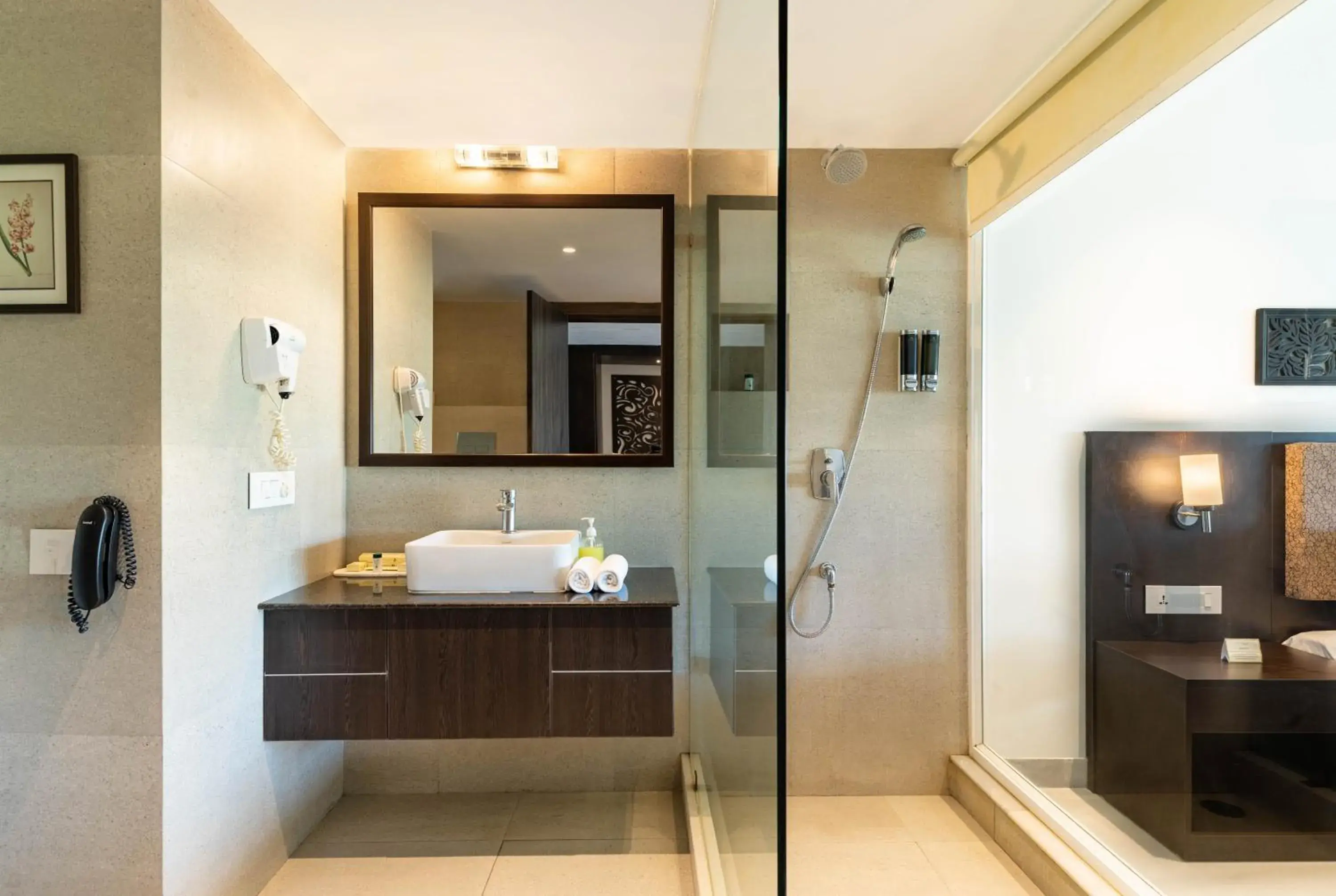 Deluxe Double Room in TatSaraasa Resort & Spa, Udaipur Deluxe Double Room in TatSaraasa Resort & Spa, Udaipur