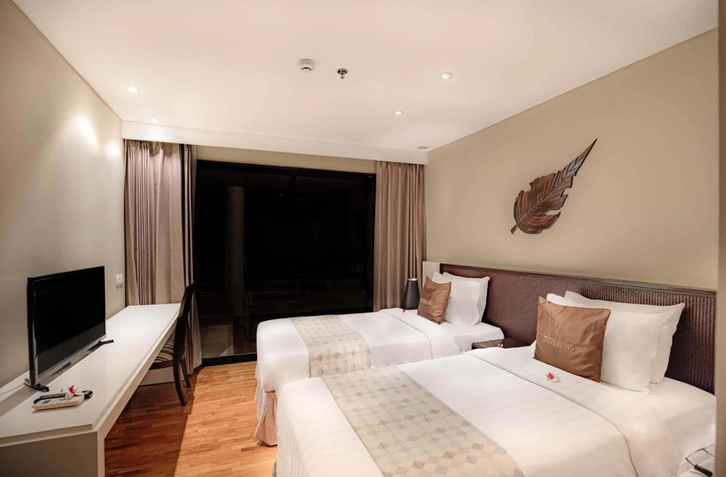 Bed in The Sterling Villas