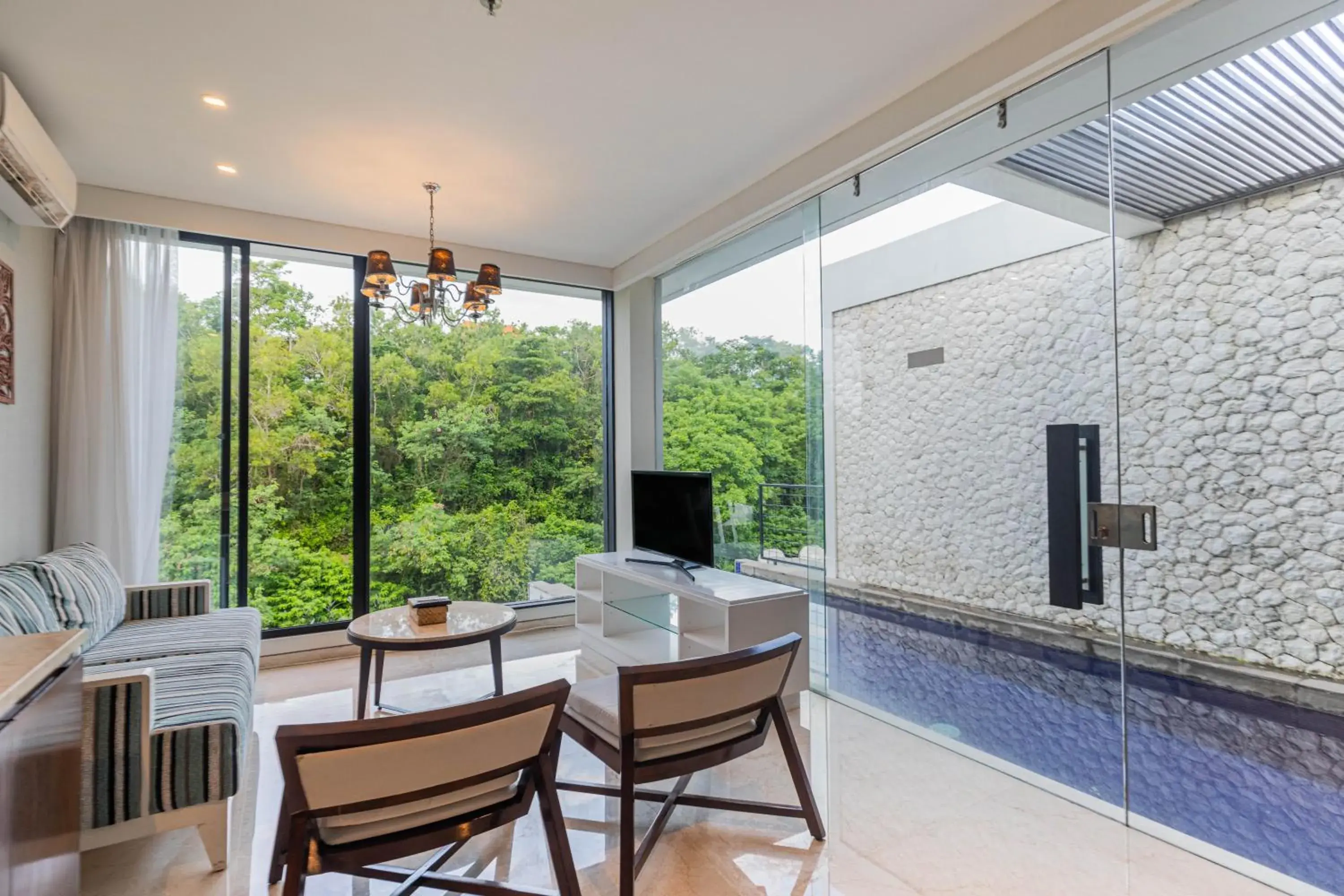 Three-Bedroom Villa in The Sterling Villas Three-Bedroom Villa in The Sterling Villas