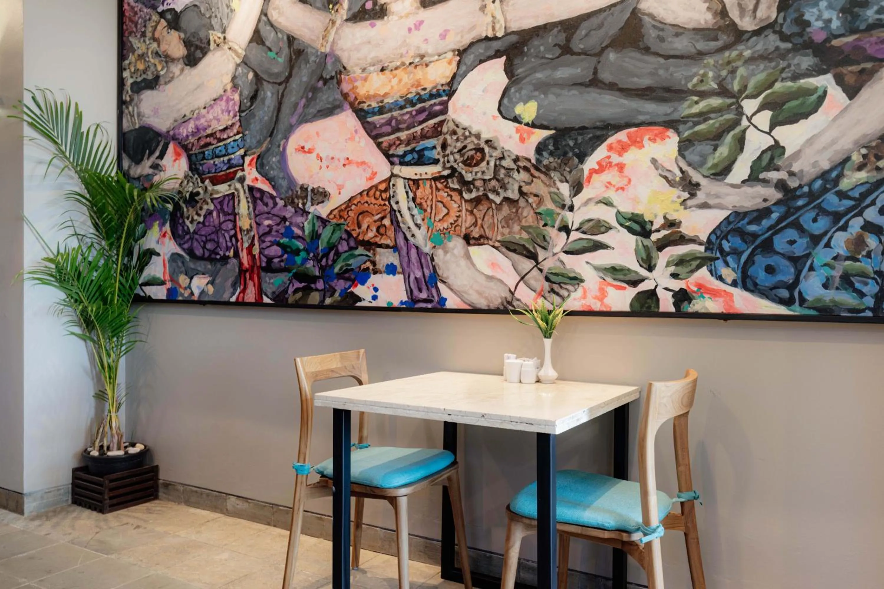 Restaurant/places to eat in The Sterling Villas