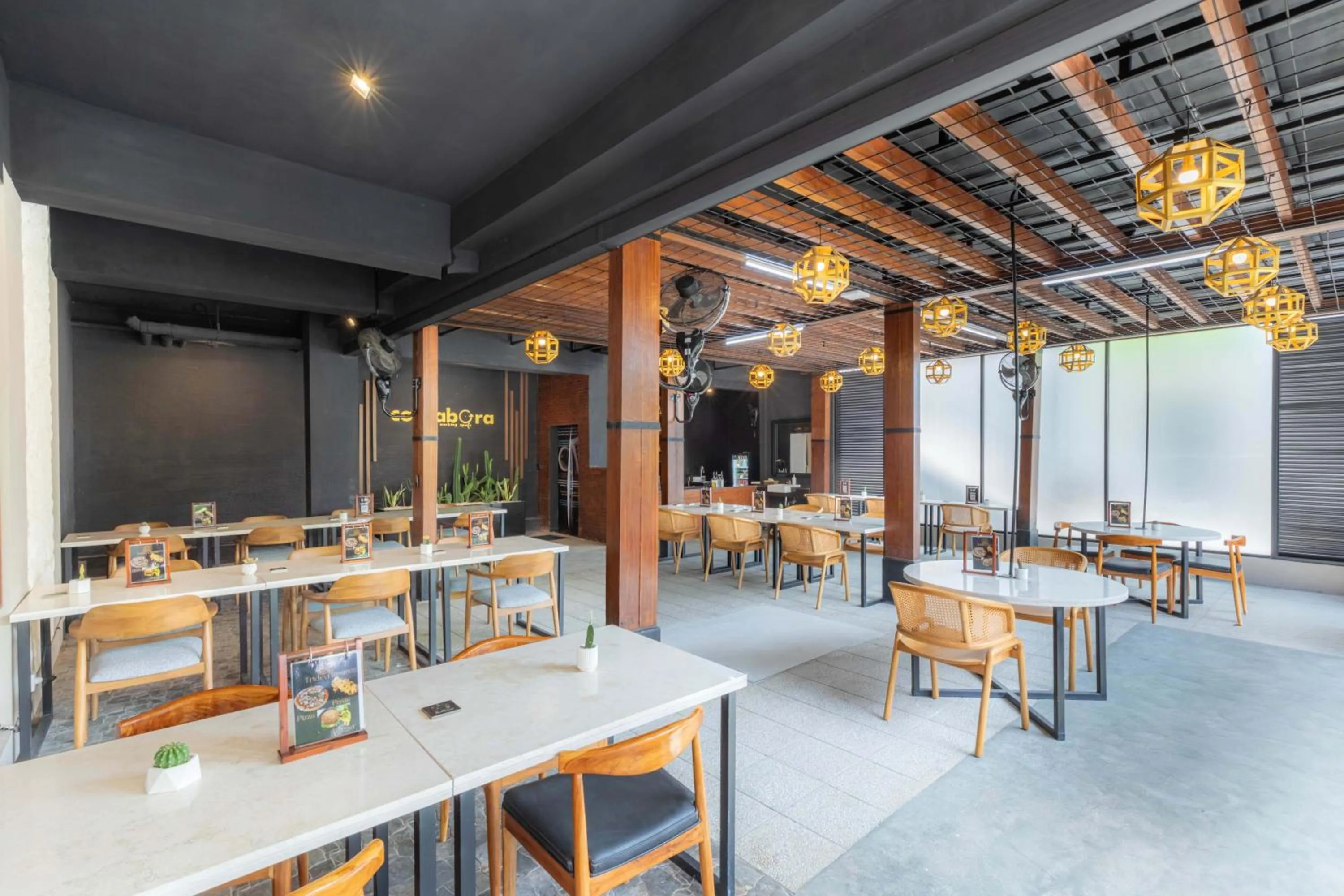 Restaurant/places to eat in The Sterling Villas