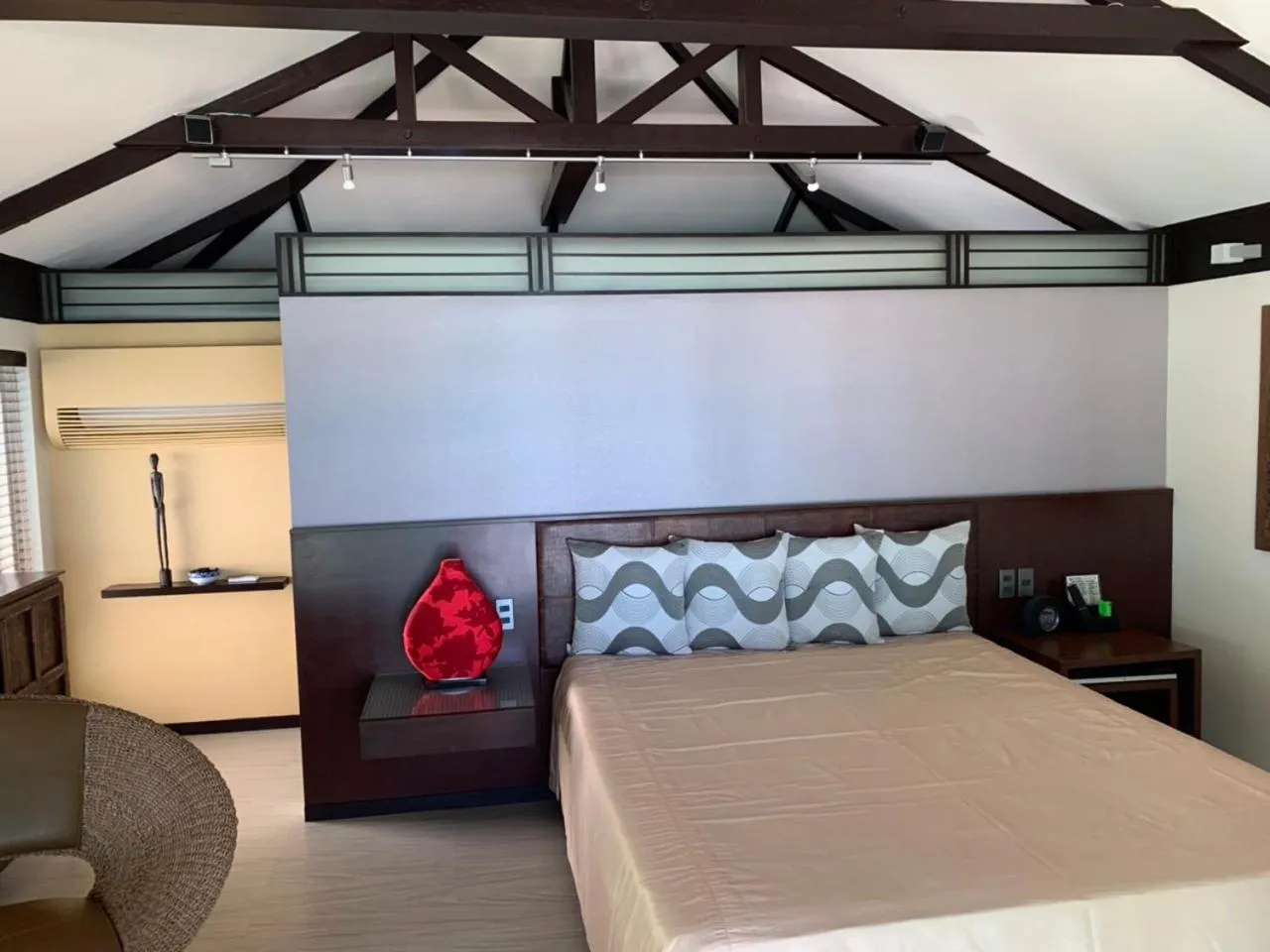 Bed in Boracay Beach Houses