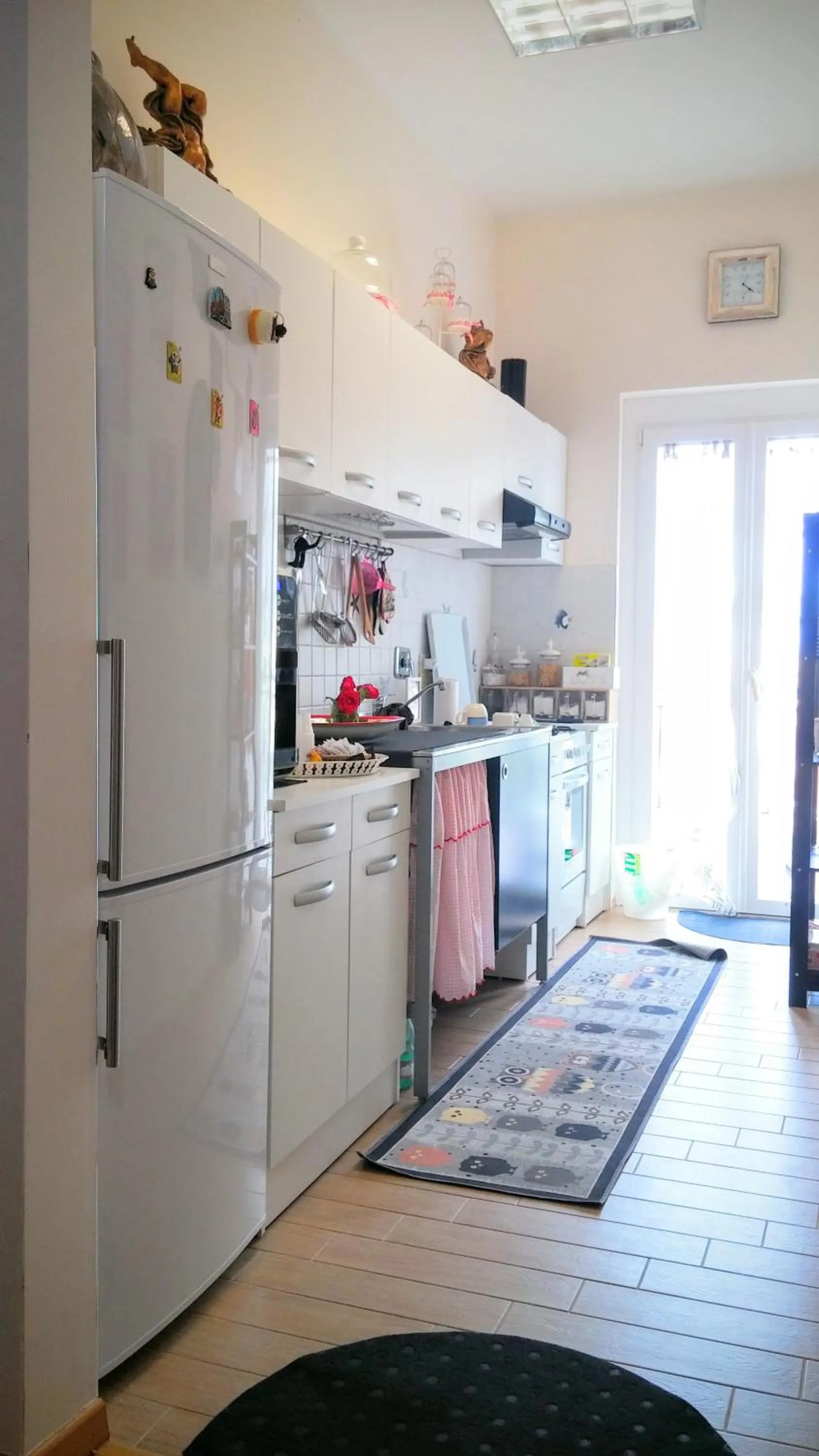 Communal kitchen in Affittacamere Campus Trigoria