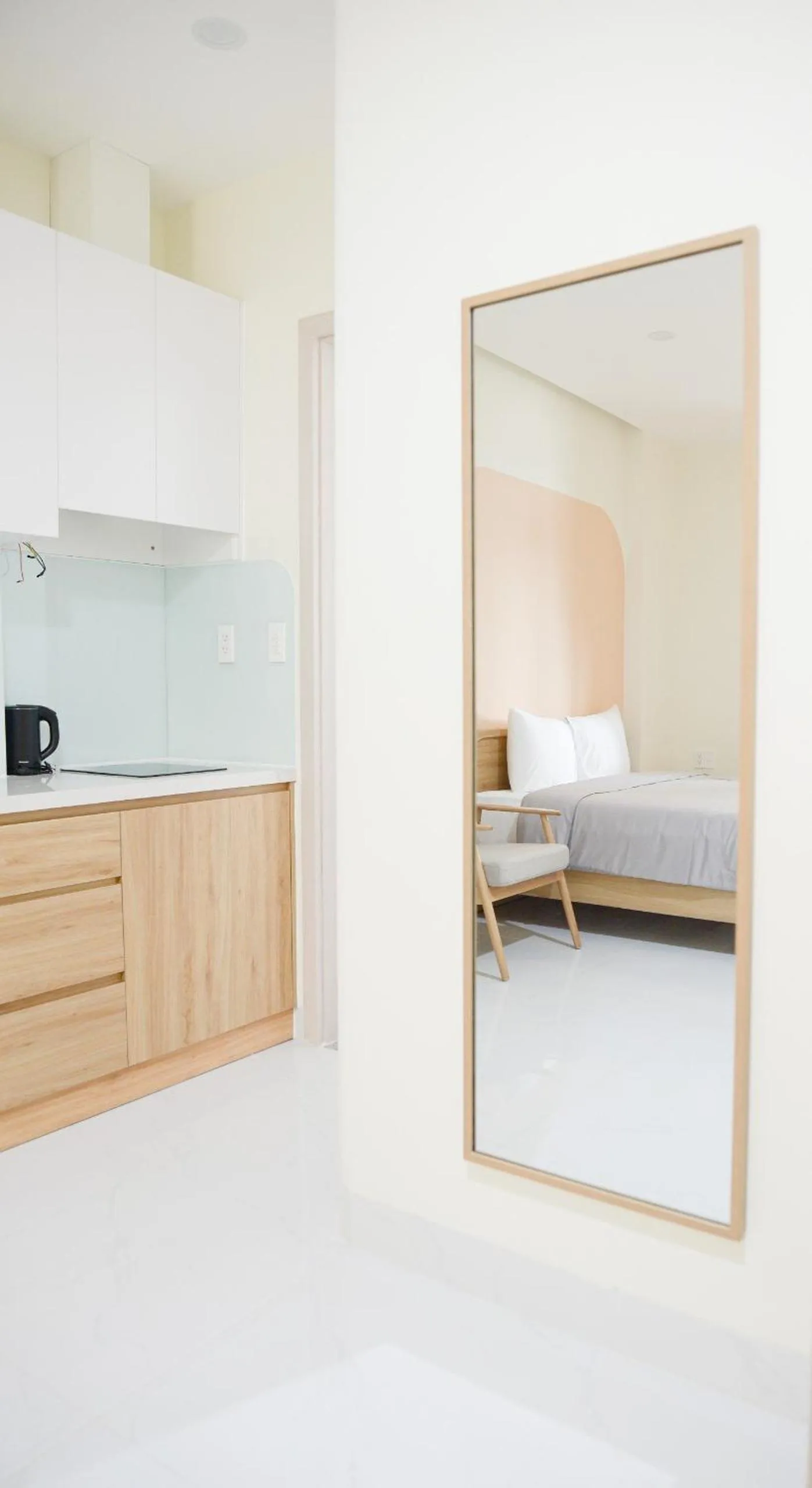 Kitchen or kitchenette, Bed in IN URBAN