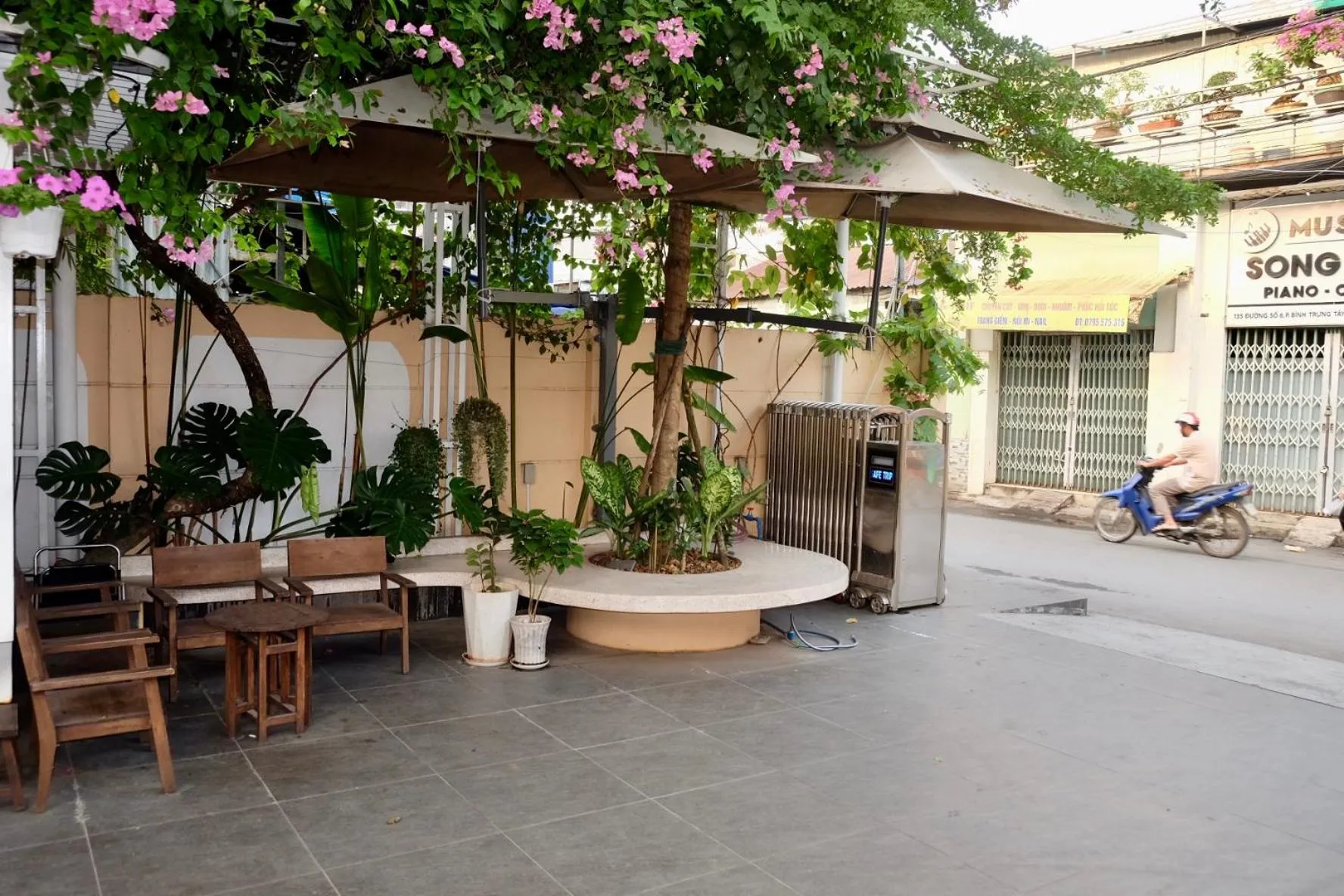 Patio in IN URBAN