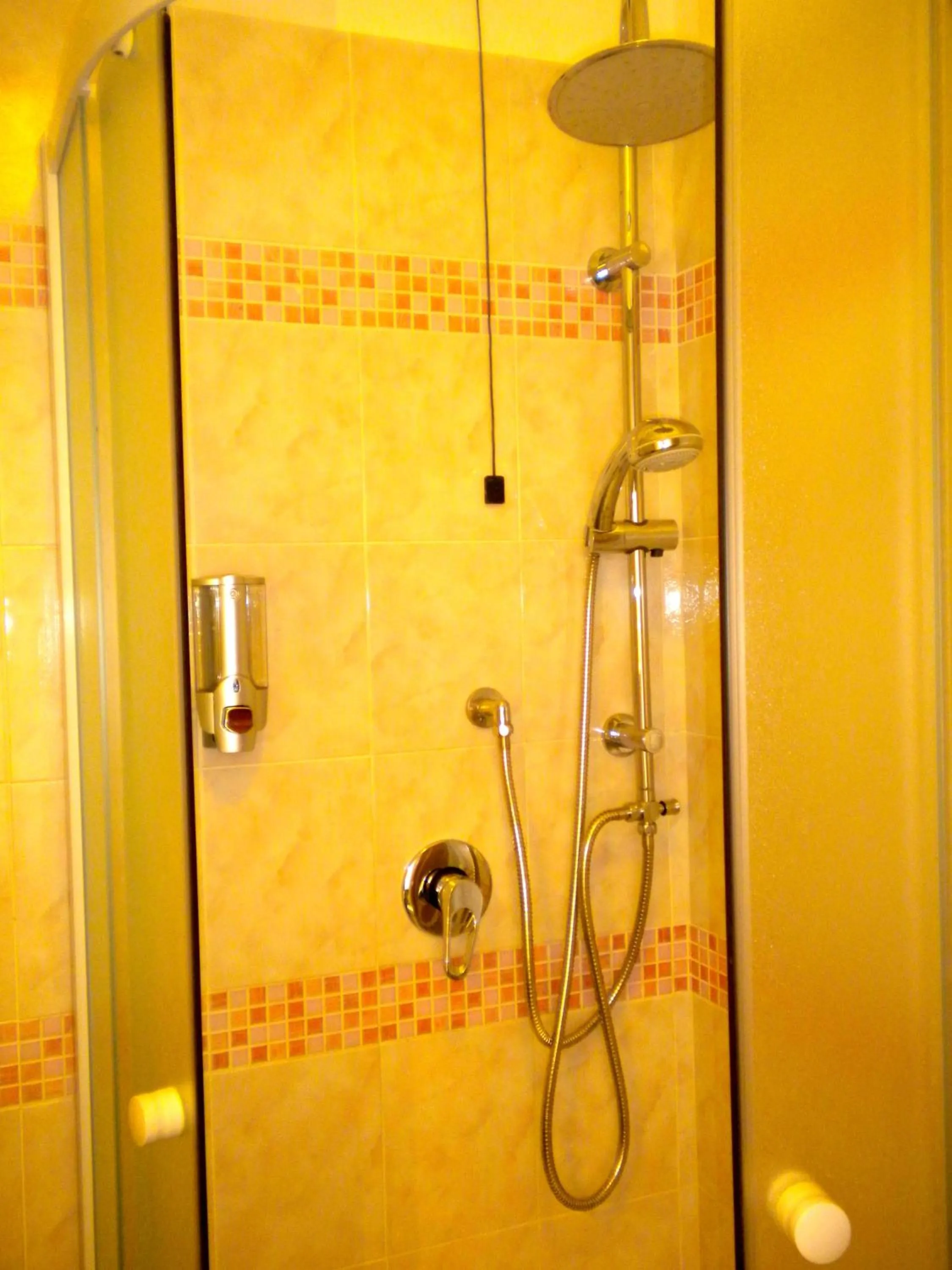 Shower in Top Suit Uno - Guest house
