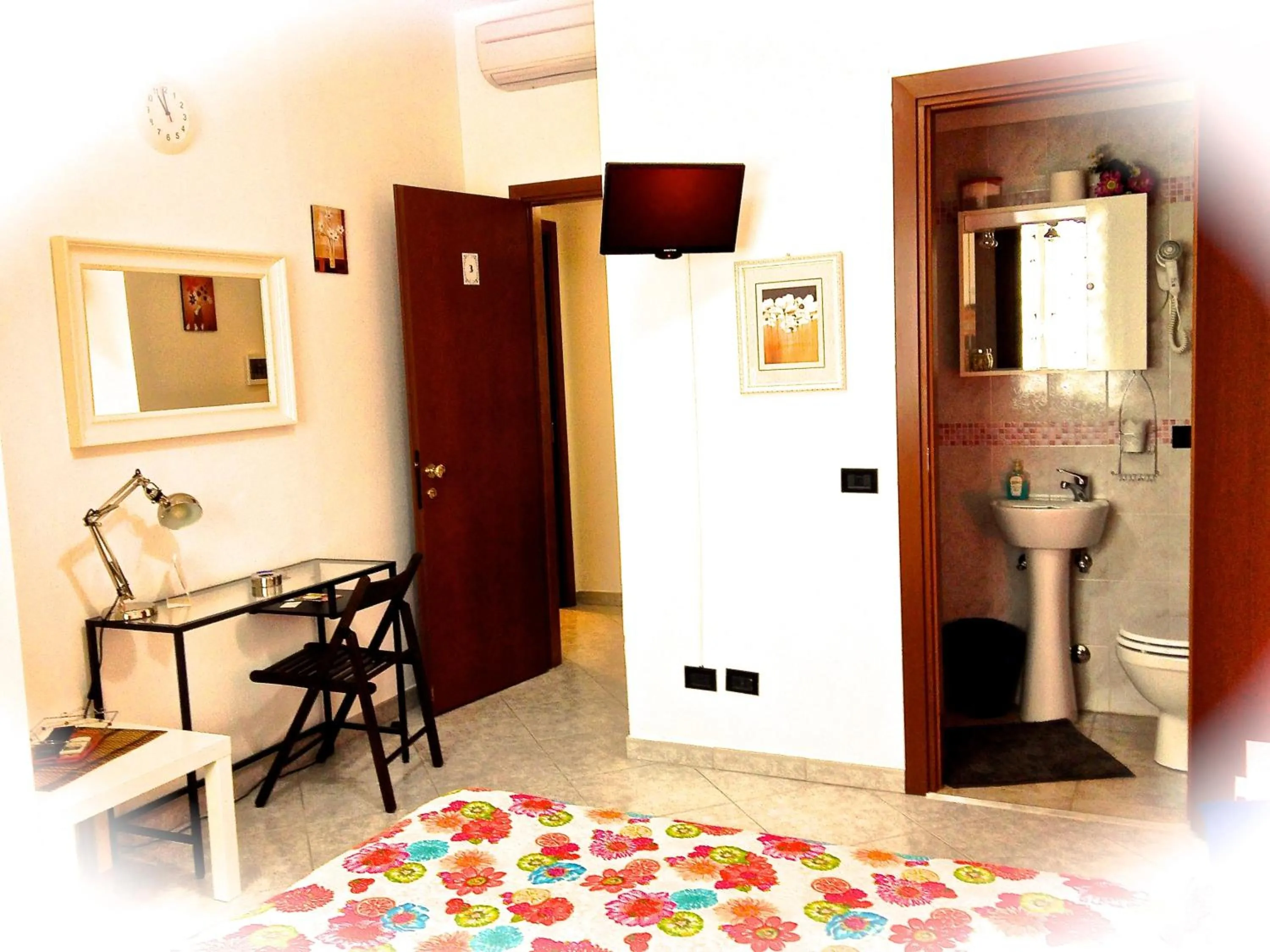 Photo of the whole room in Top Suit Uno - Guest house