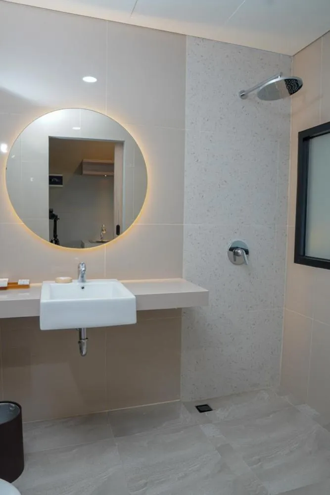 Sajiwa Inn and Suite Hotel