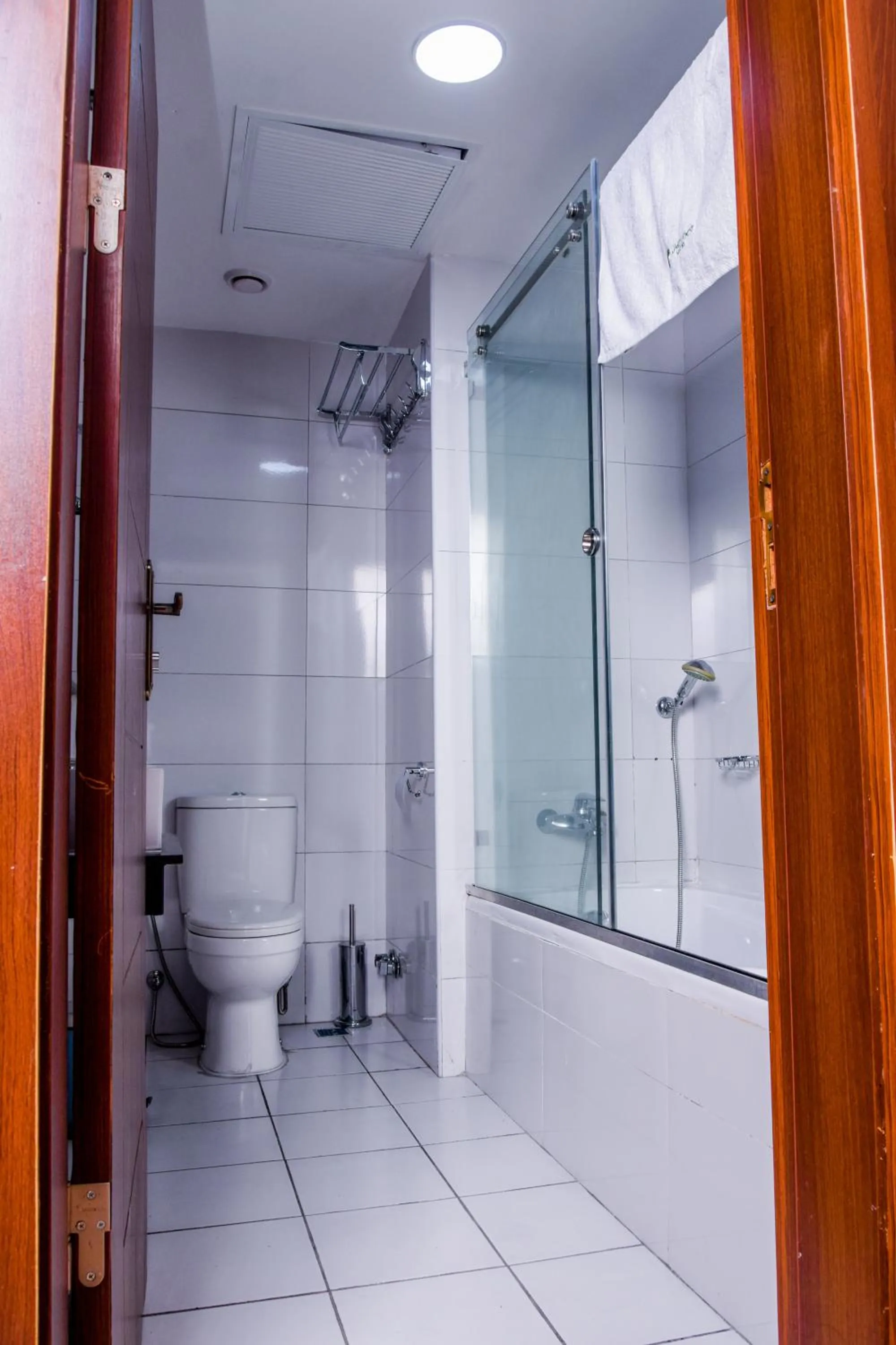 Bathroom in LIMEWOOD HOTEL