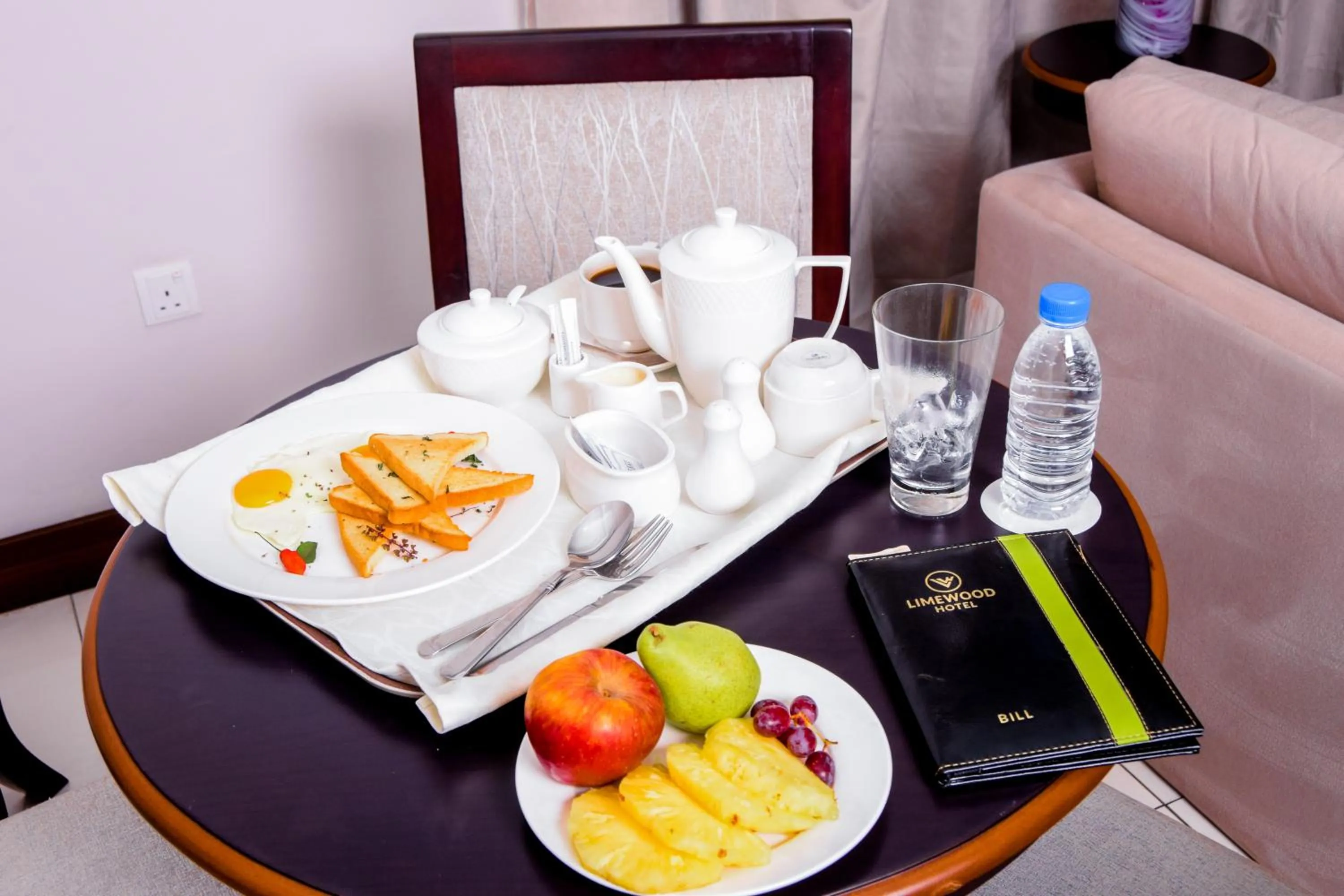 Breakfast in LIMEWOOD HOTEL