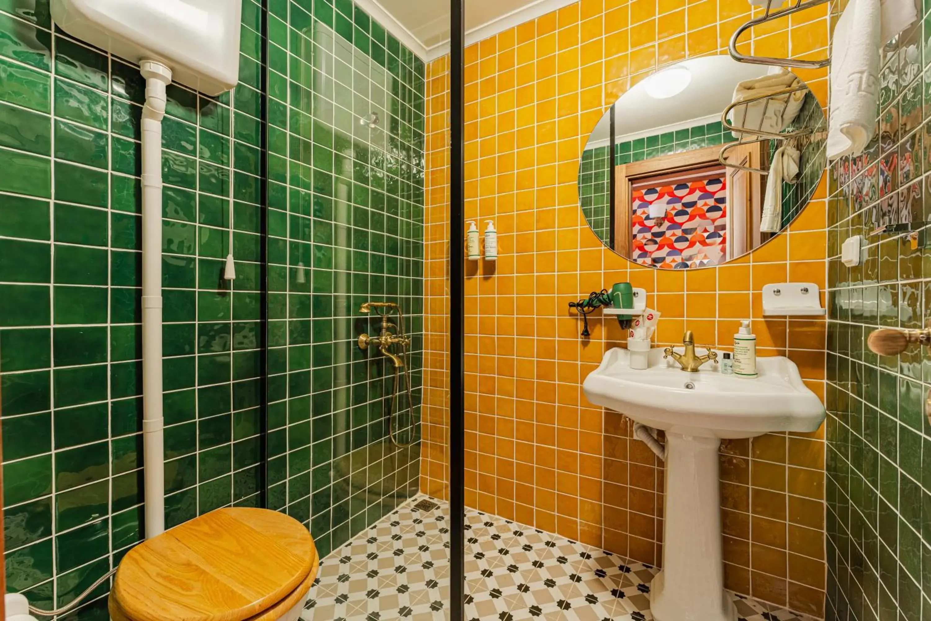 Double Room with Balcony in 74 Otel Double Room with Balcony in 74 Otel