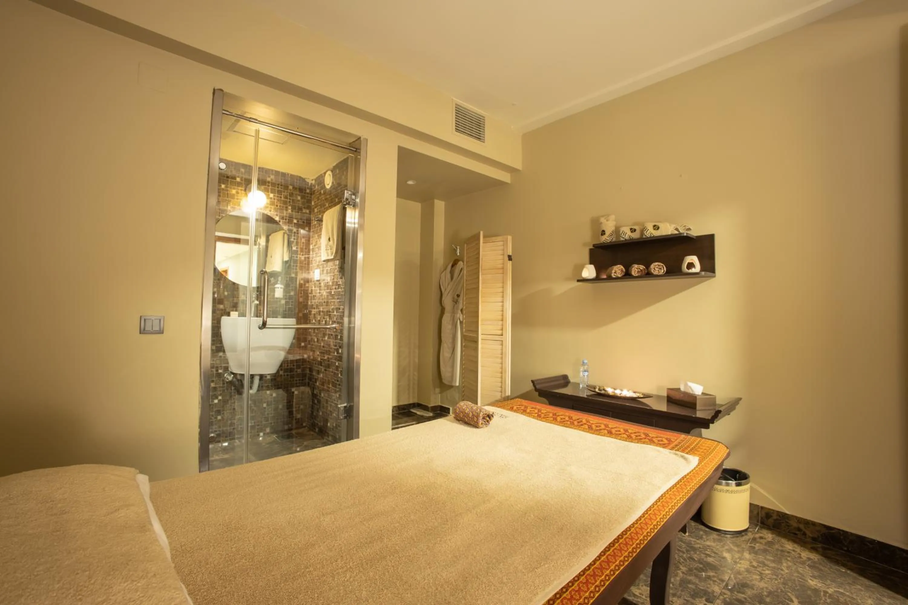 Bed in Bushi Resort & SPA