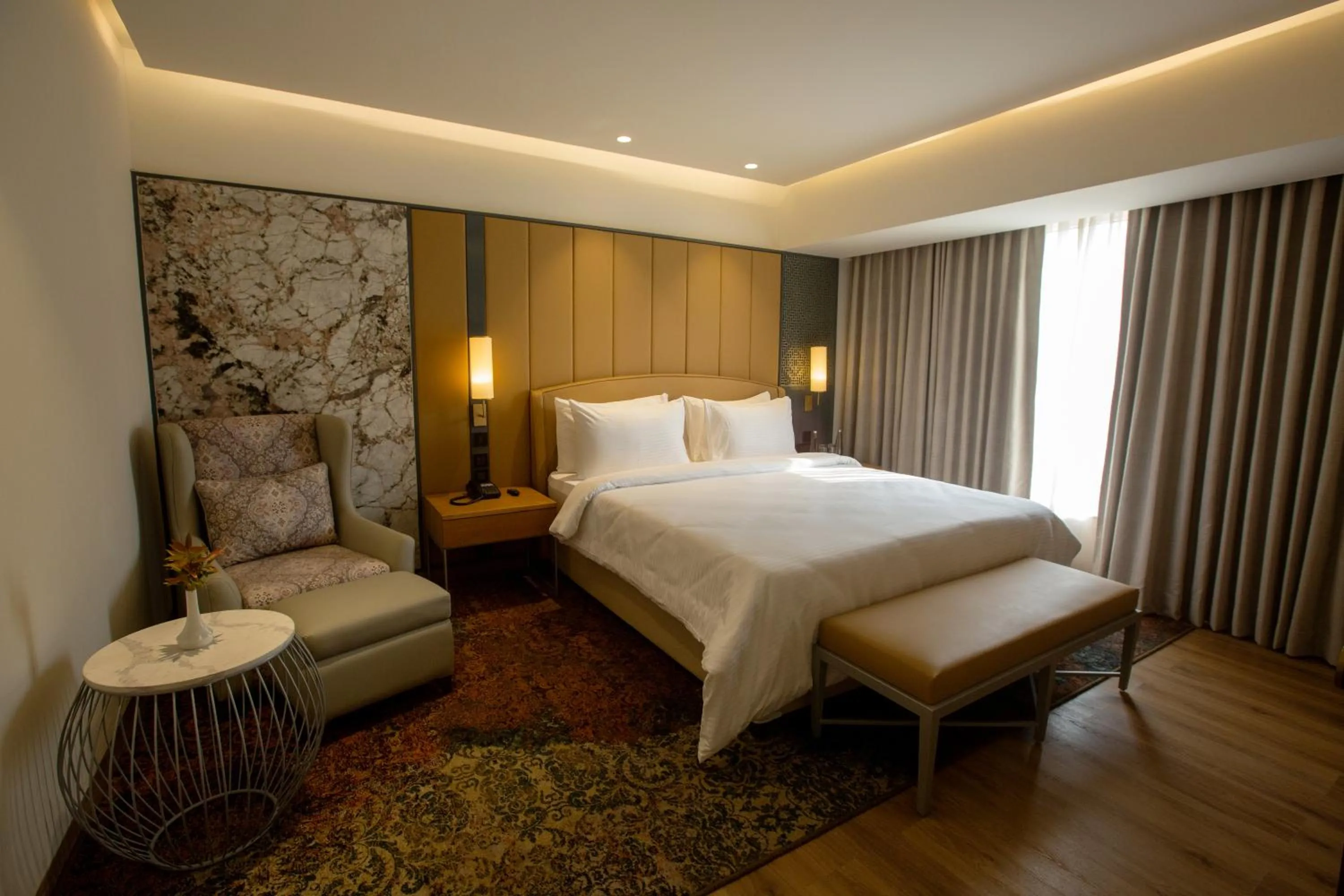 Bed in ARISTA BY AMBITION