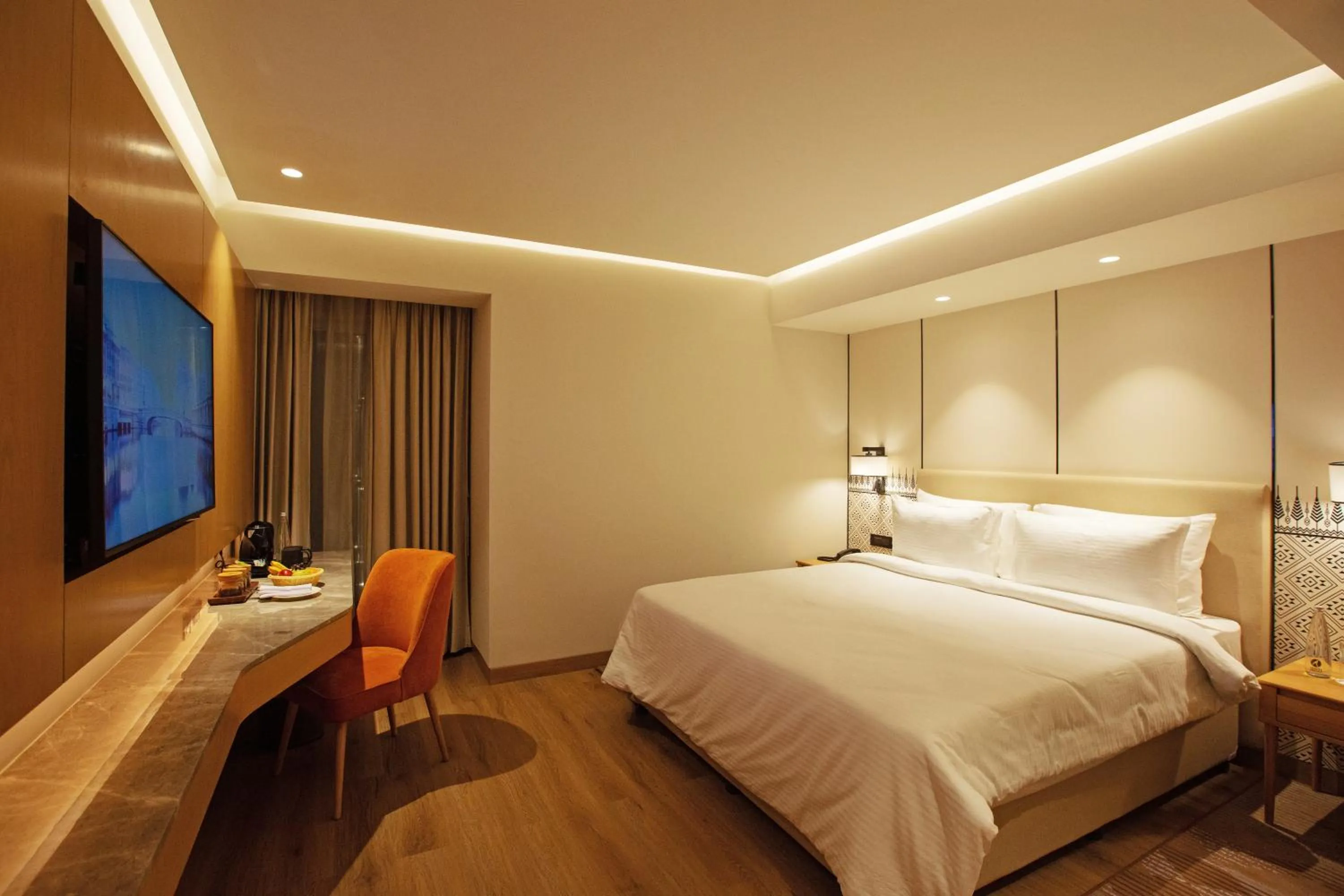 Bed in ARISTA BY AMBITION