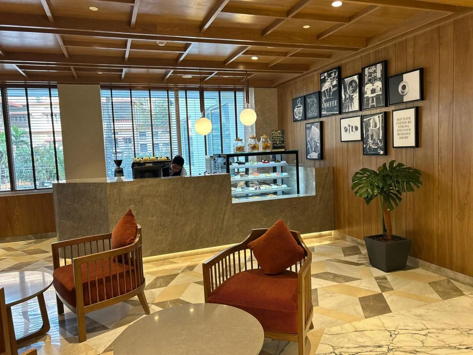 Restaurant/places to eat in ARISTA BY AMBITION