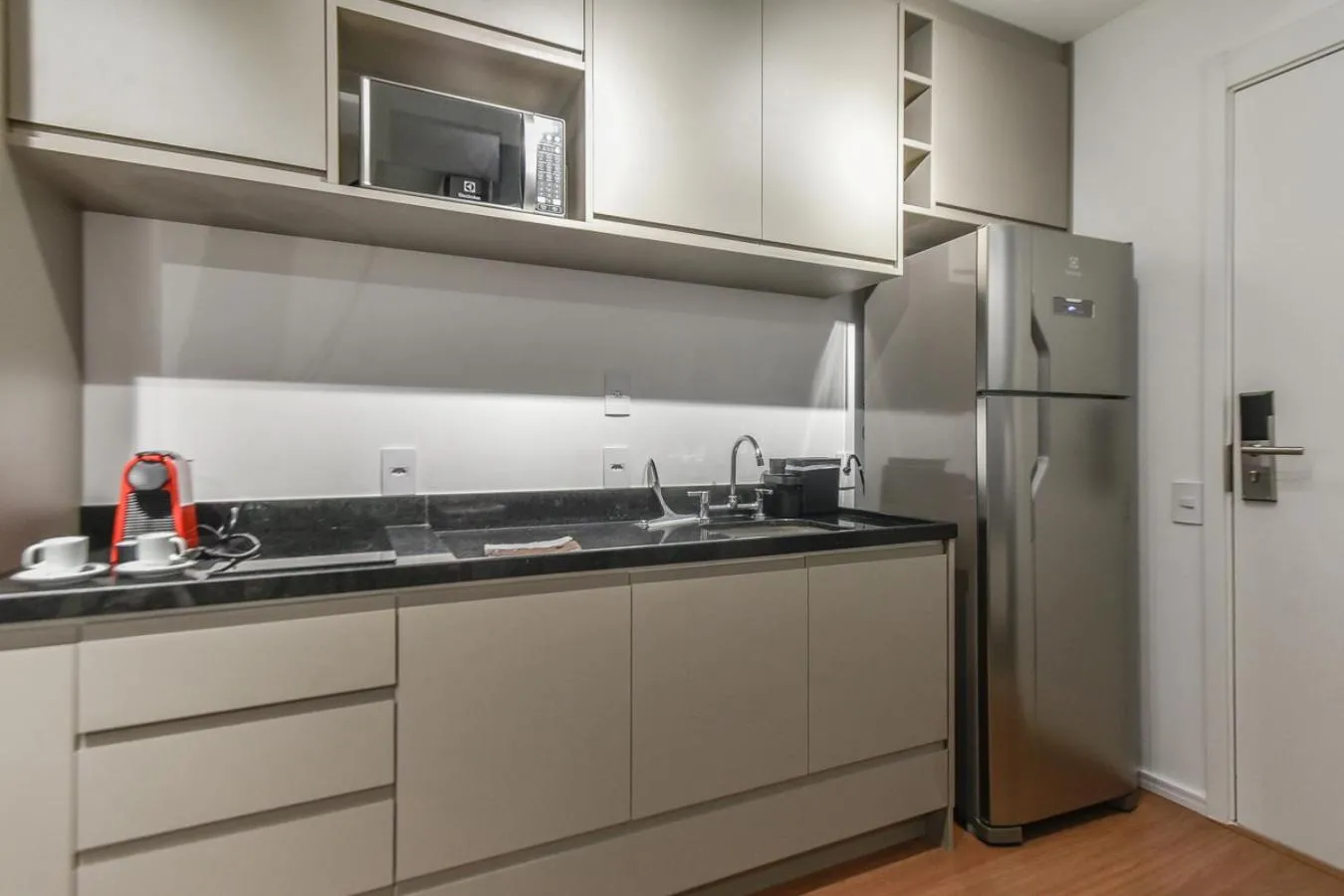 Kitchen or kitchenette in 360 Athos Paraiso