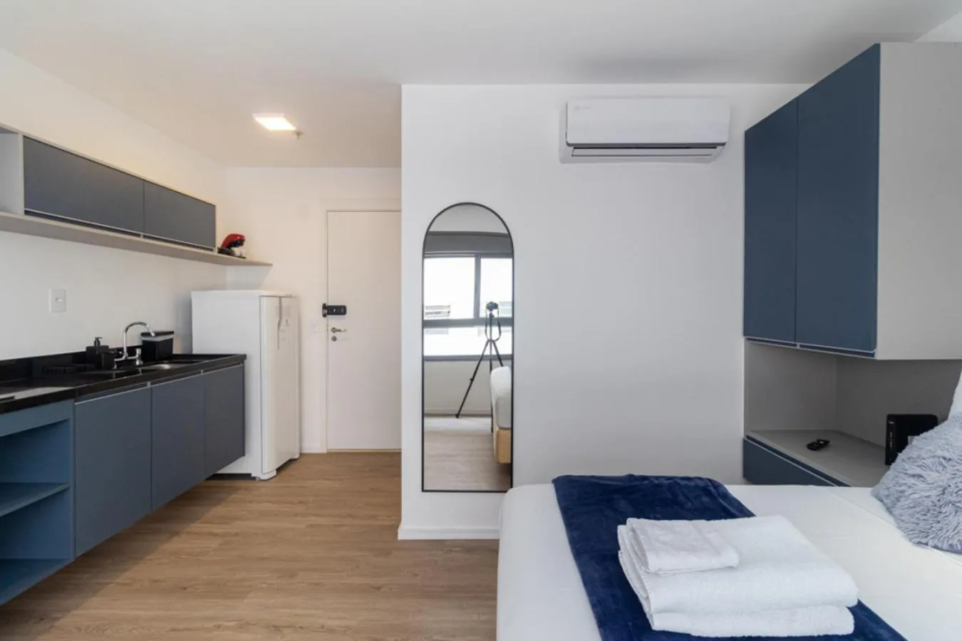 Photo of the whole room, Bed in 360 Athos Paraiso