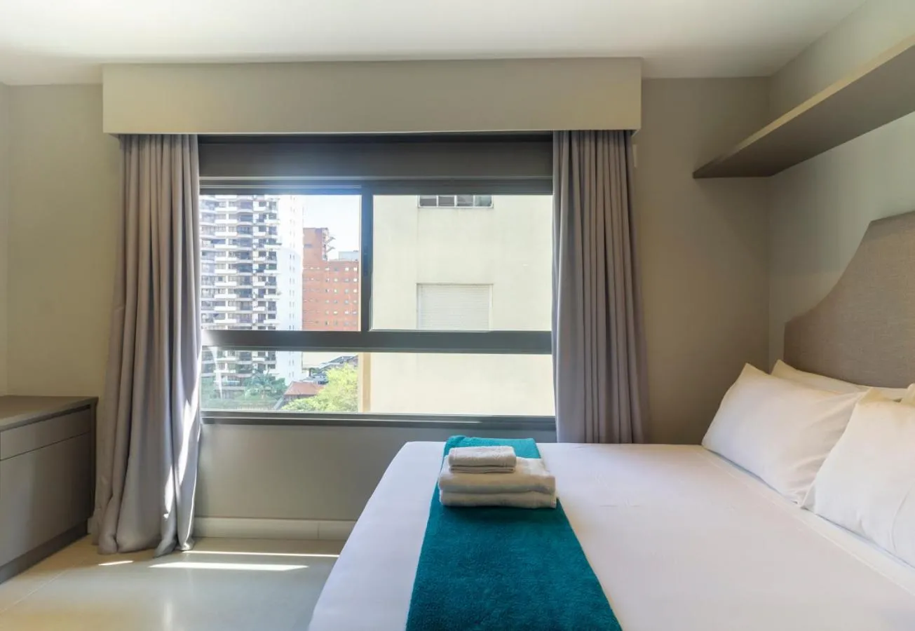 Photo of the whole room, Bed in 360 Athos Paraiso
