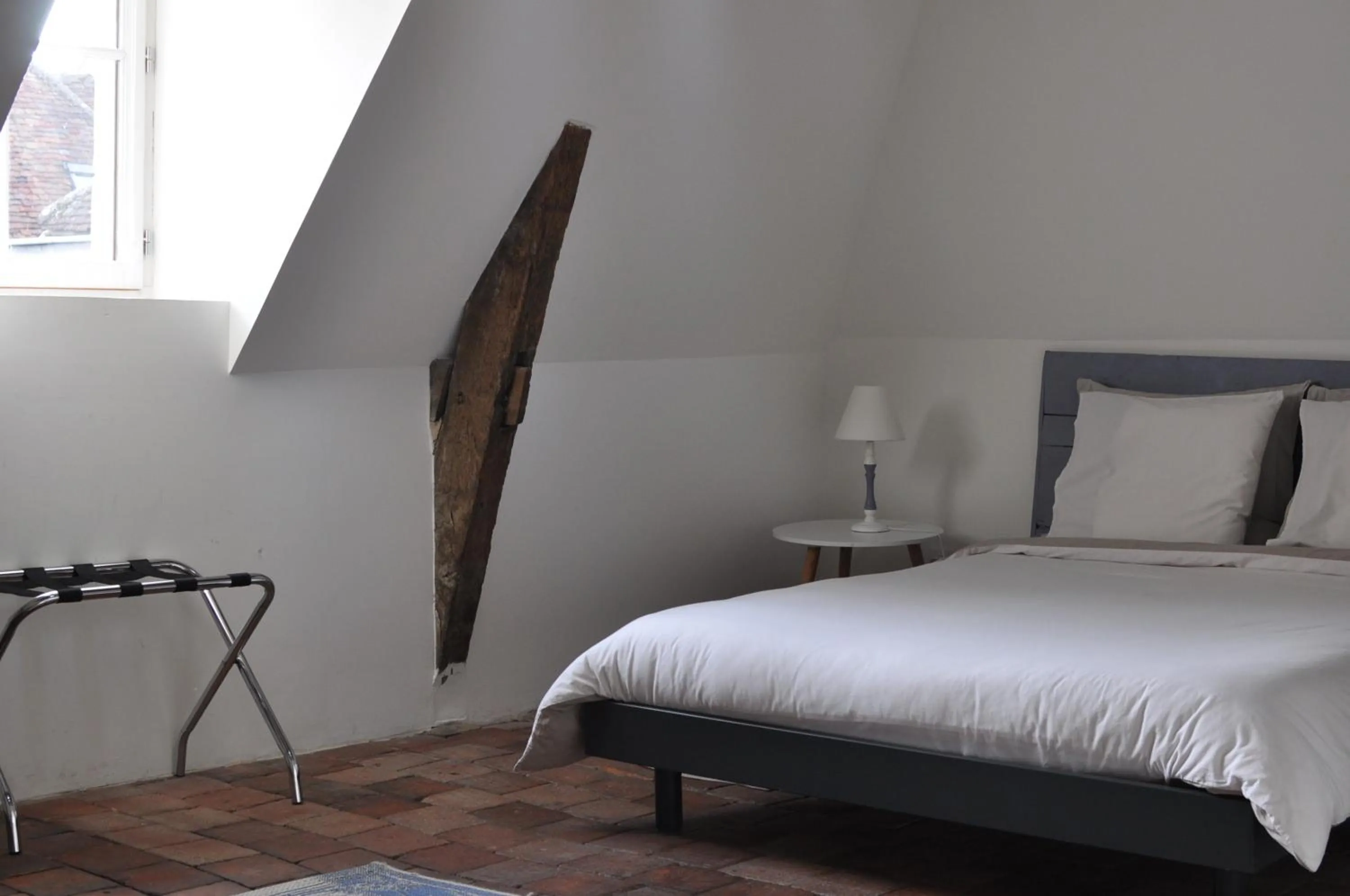 Queen Room - single occupancy in B&B Le Relais des Saints Pères