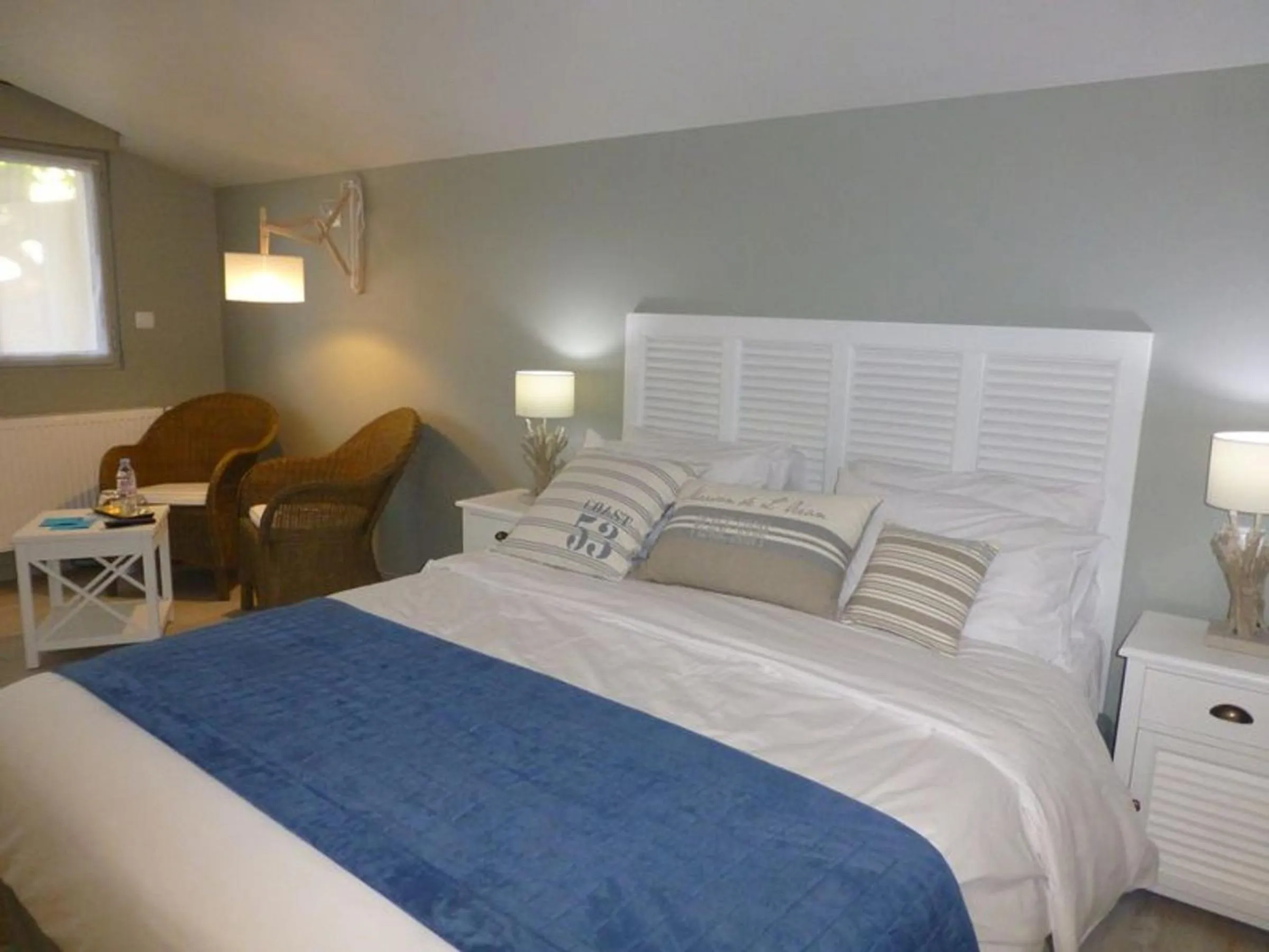 Bedroom, Bed in Le Clos du miroir