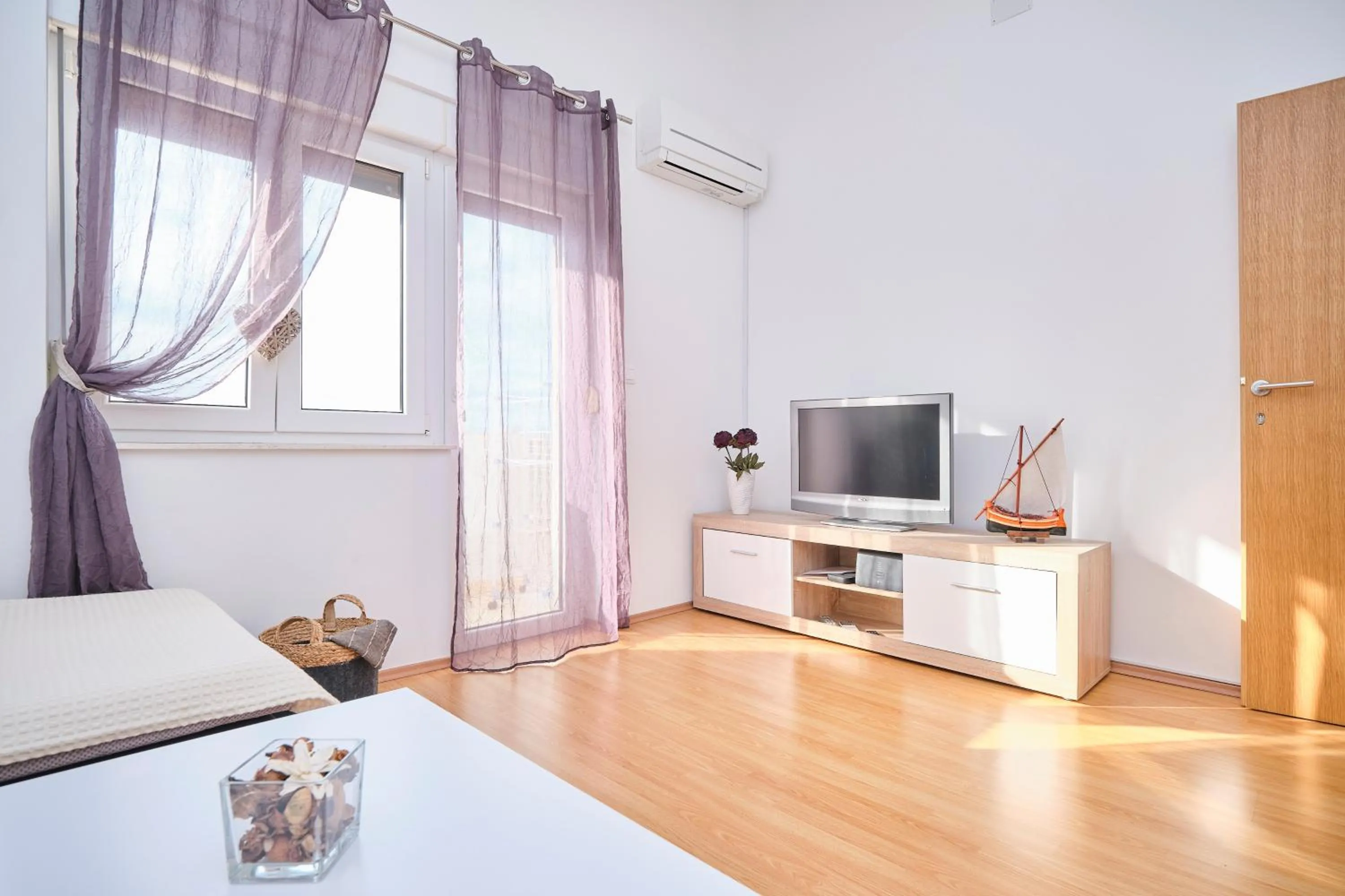Apartment Mark by Litto