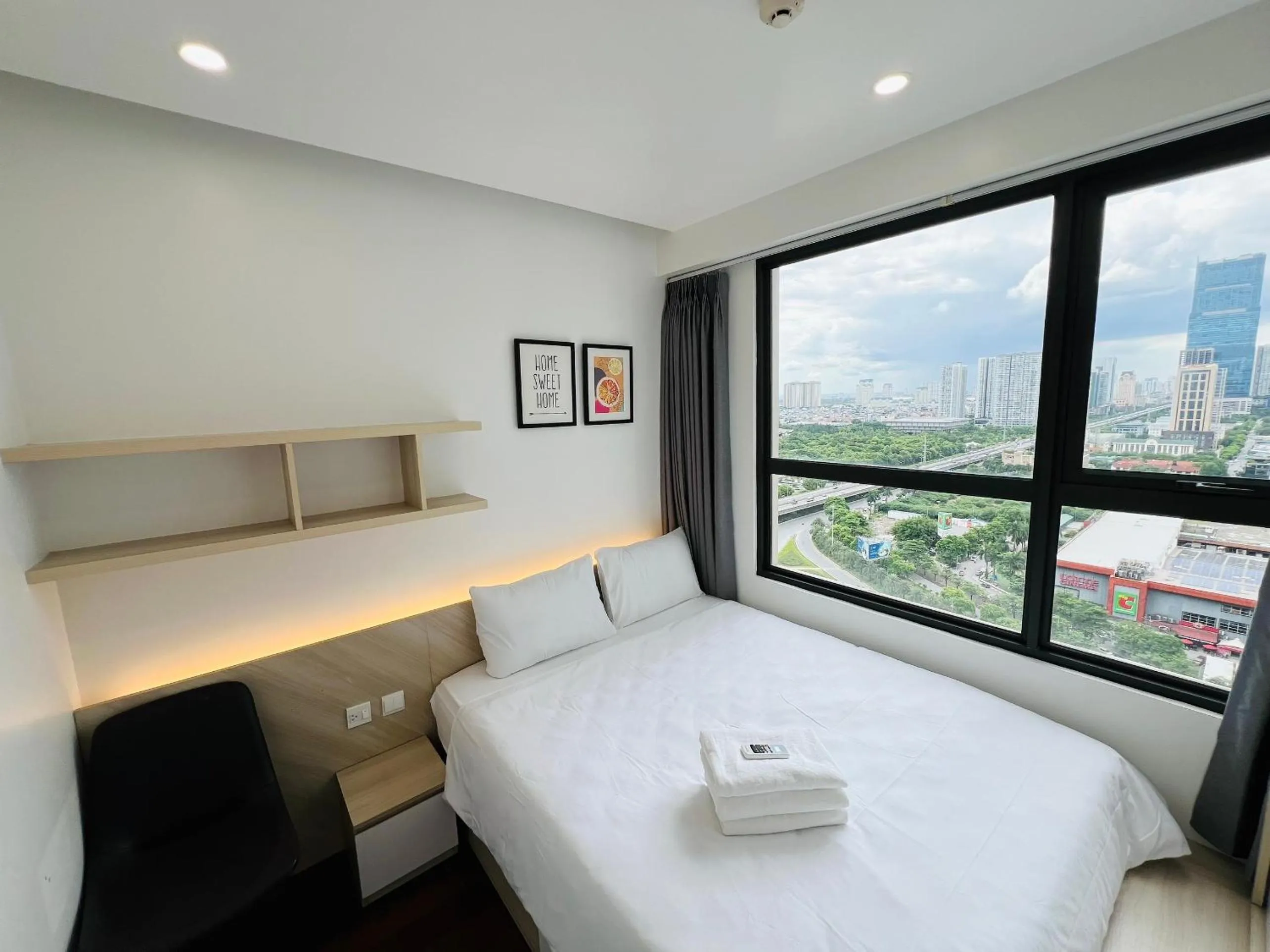 Bedroom, Bed in Daniel Apartment - D'Capitale Ha Noi