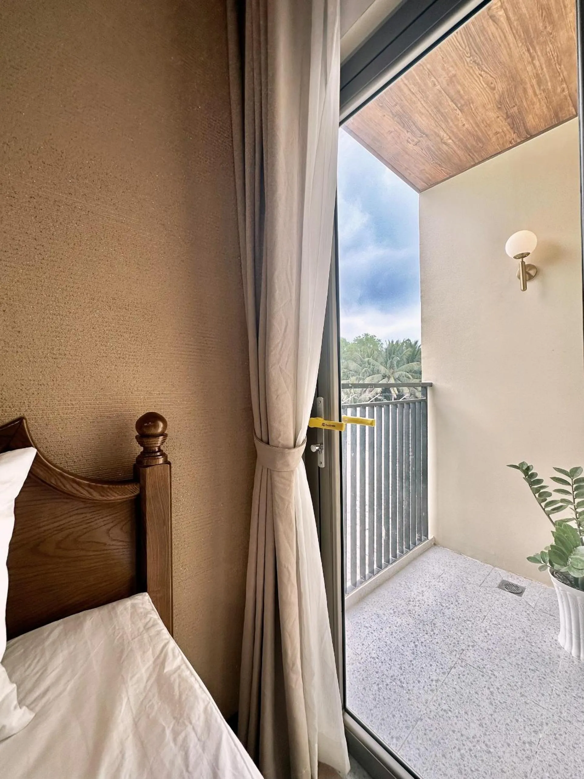 View (from property/room), Bed in Maya Hotel 4