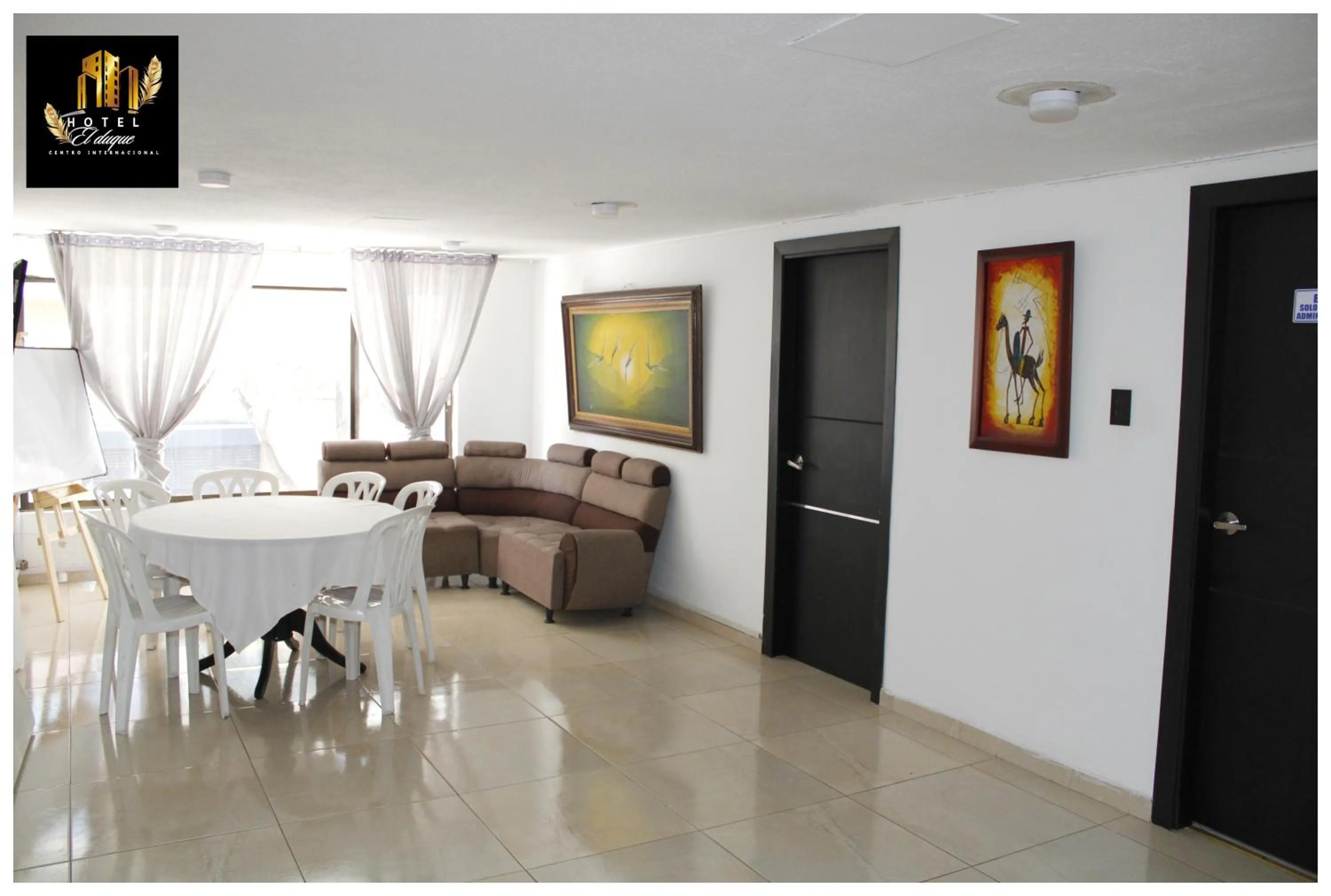 TV and multimedia in Hotel el Duque Internacional, Bogotá