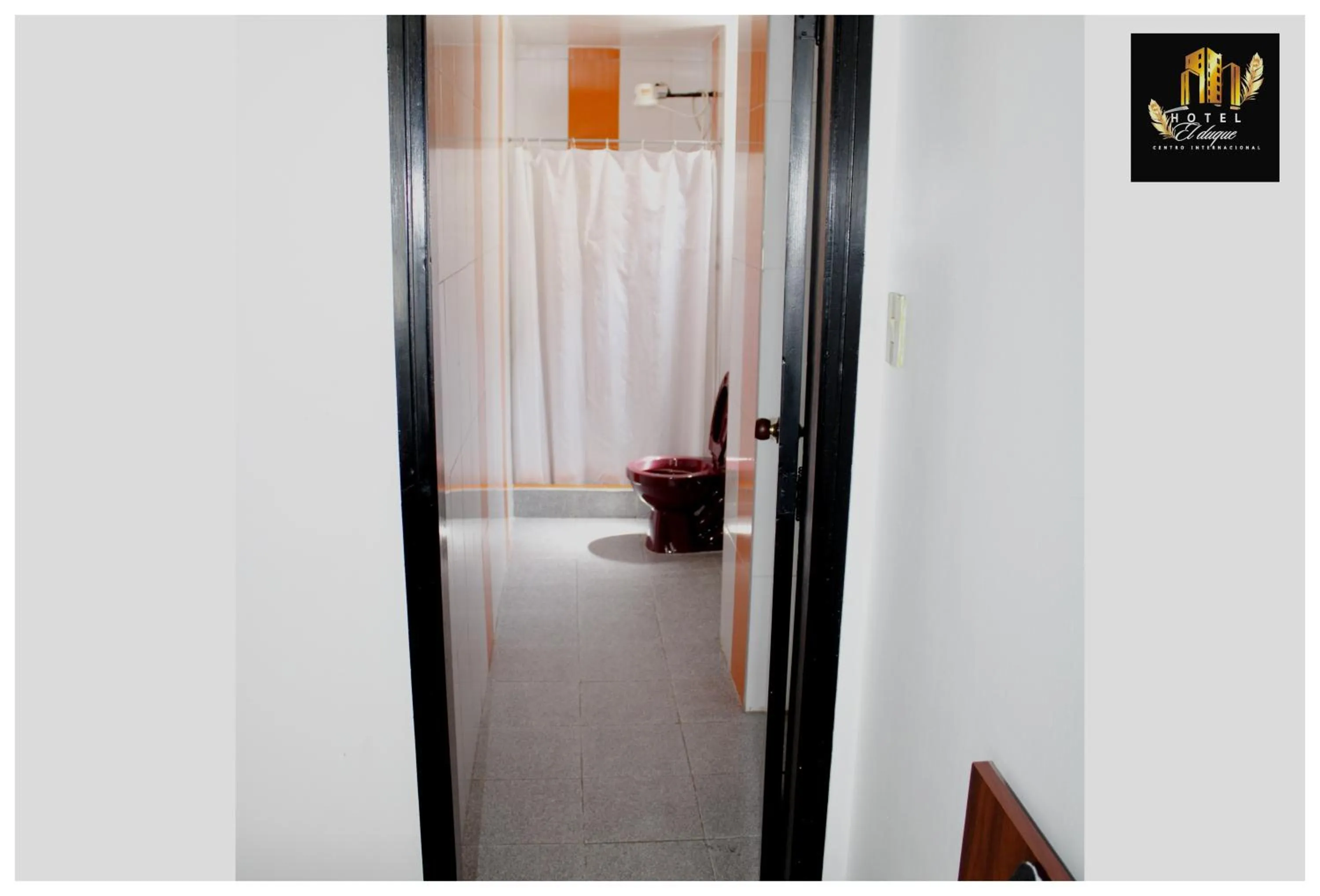 Bathroom in Hotel el Duque Internacional, Bogotá