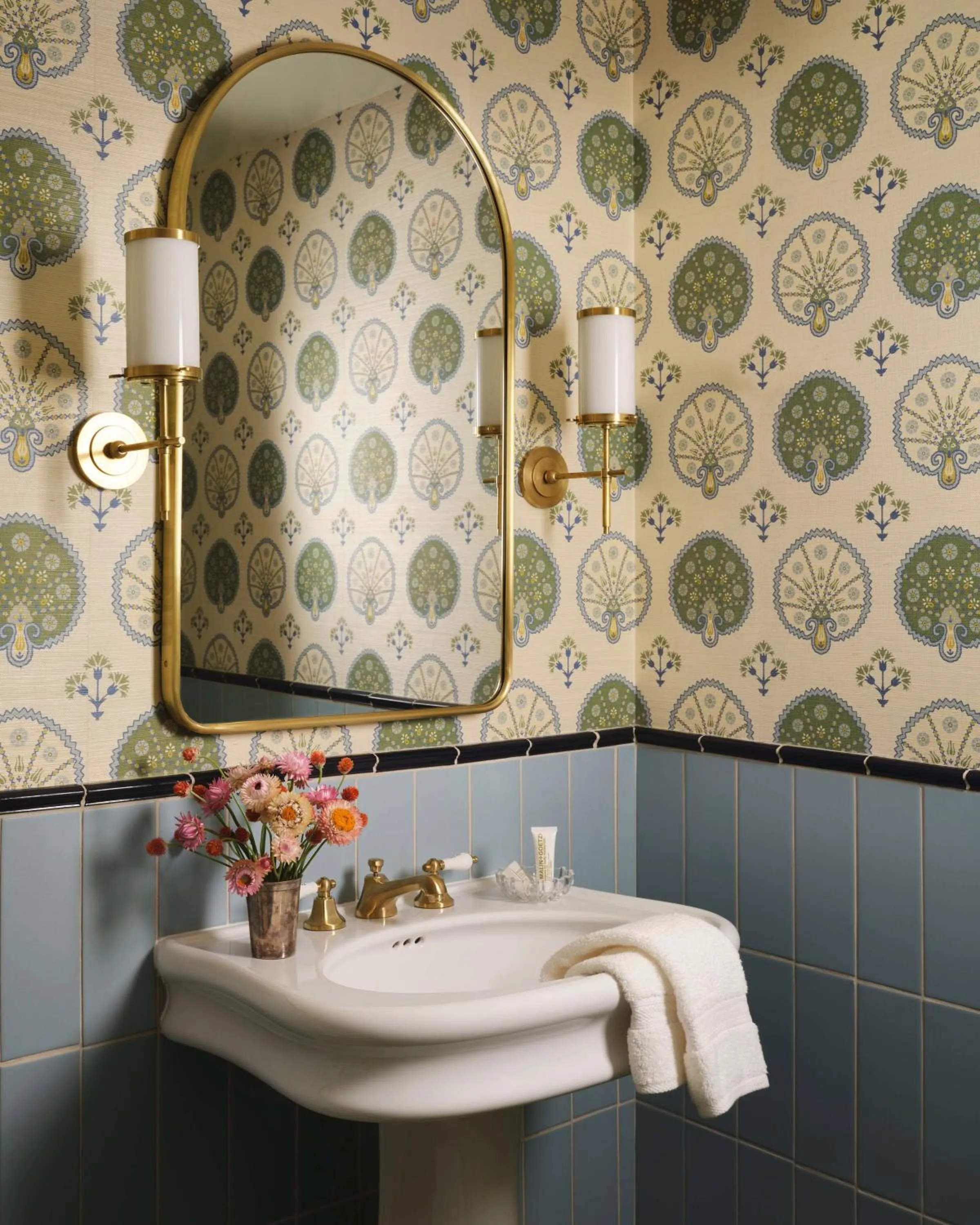 Bathroom in Graduate by Hilton Auburn, AL