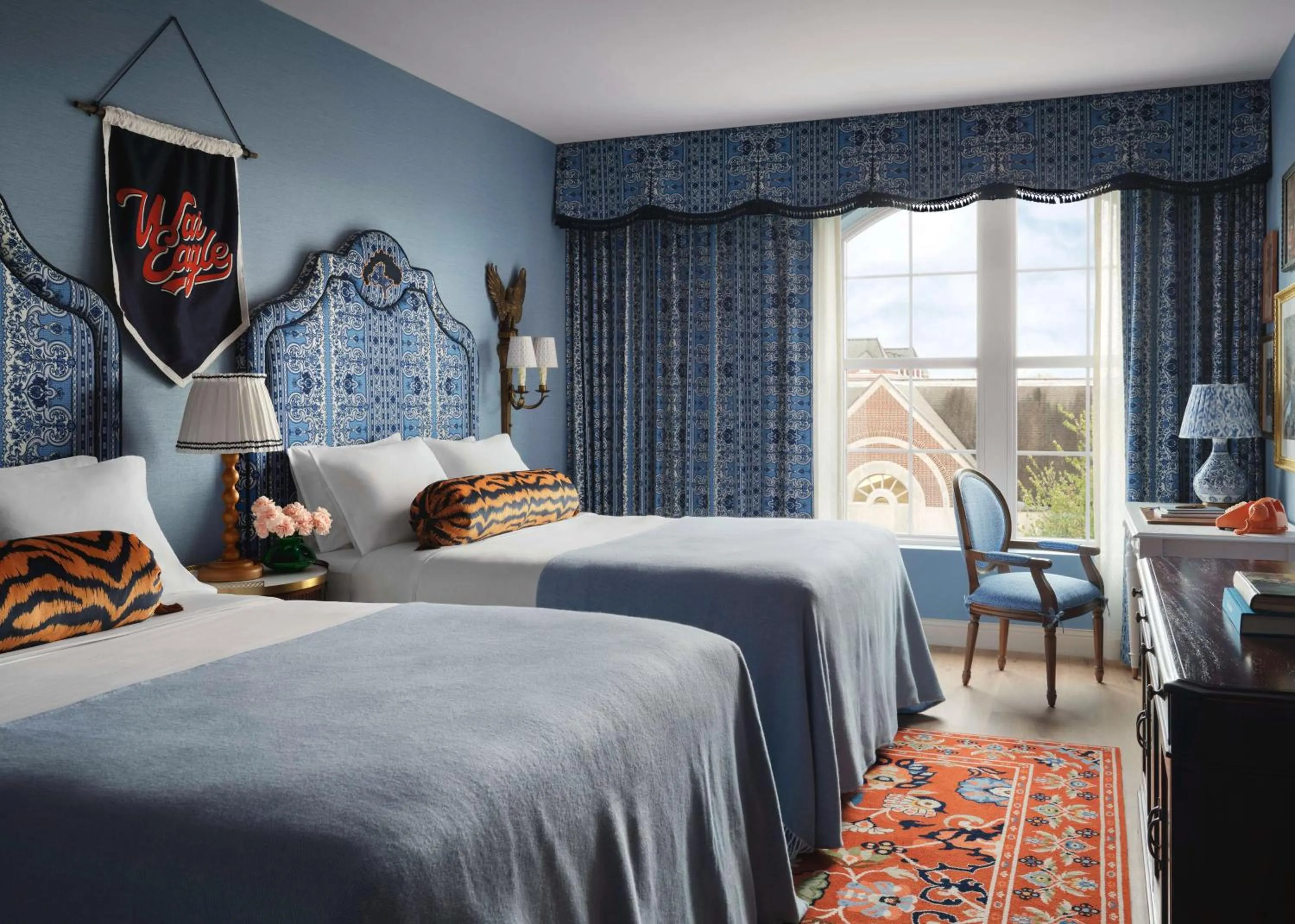 Bed in Graduate by Hilton Auburn, AL