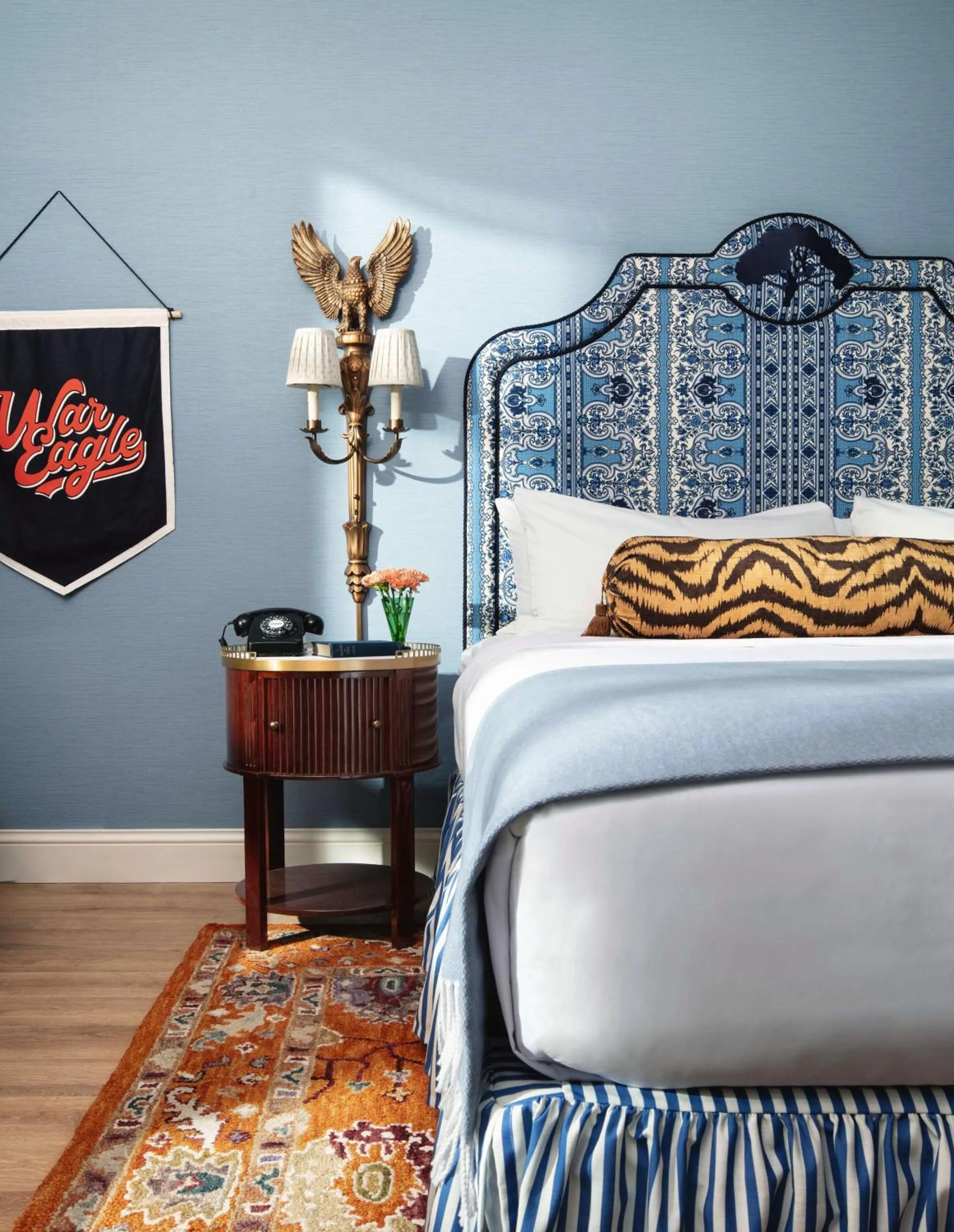 Bed in Graduate by Hilton Auburn, AL