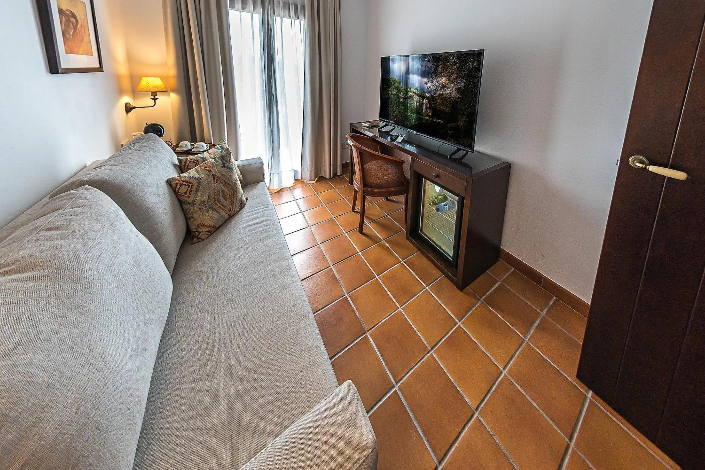 TV and multimedia in Hotel-Restaurante Casa García Almonaster La Real