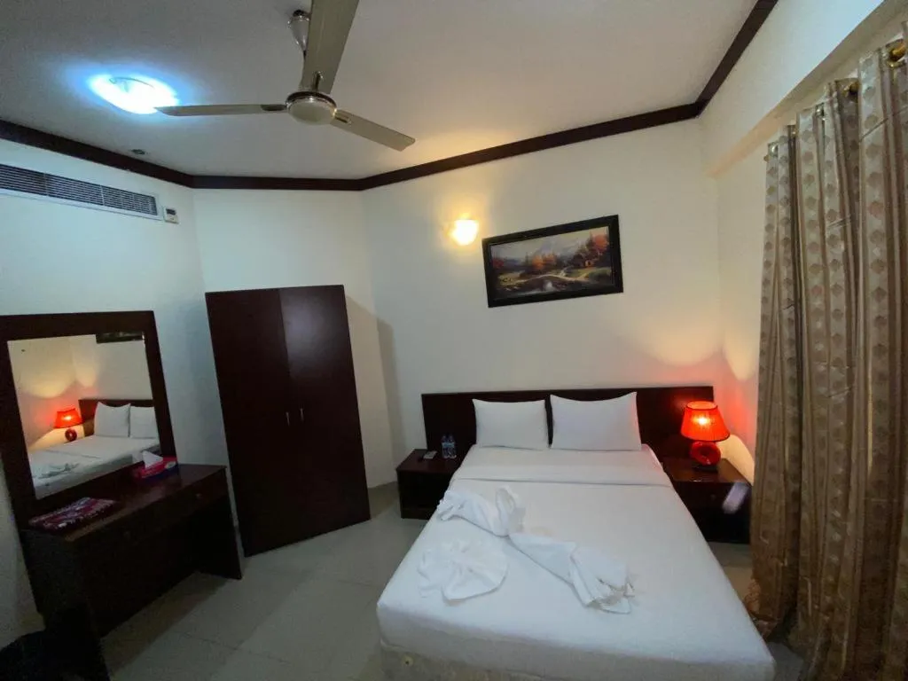 Photo of the whole room, Bed in Savoy Grand Hotel Apartments