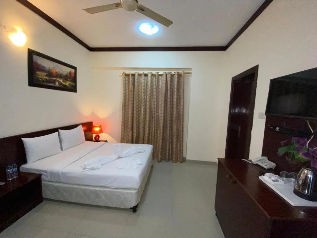 Photo of the whole room, Bed in Savoy Grand Hotel Apartments