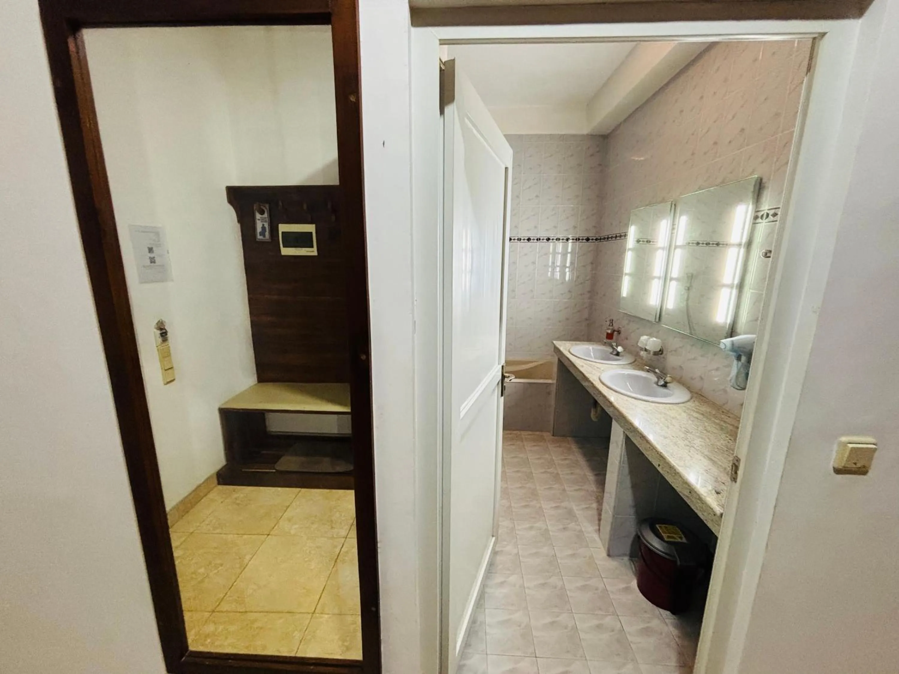 Decorative detail, Bed in Raja Beach Hotel