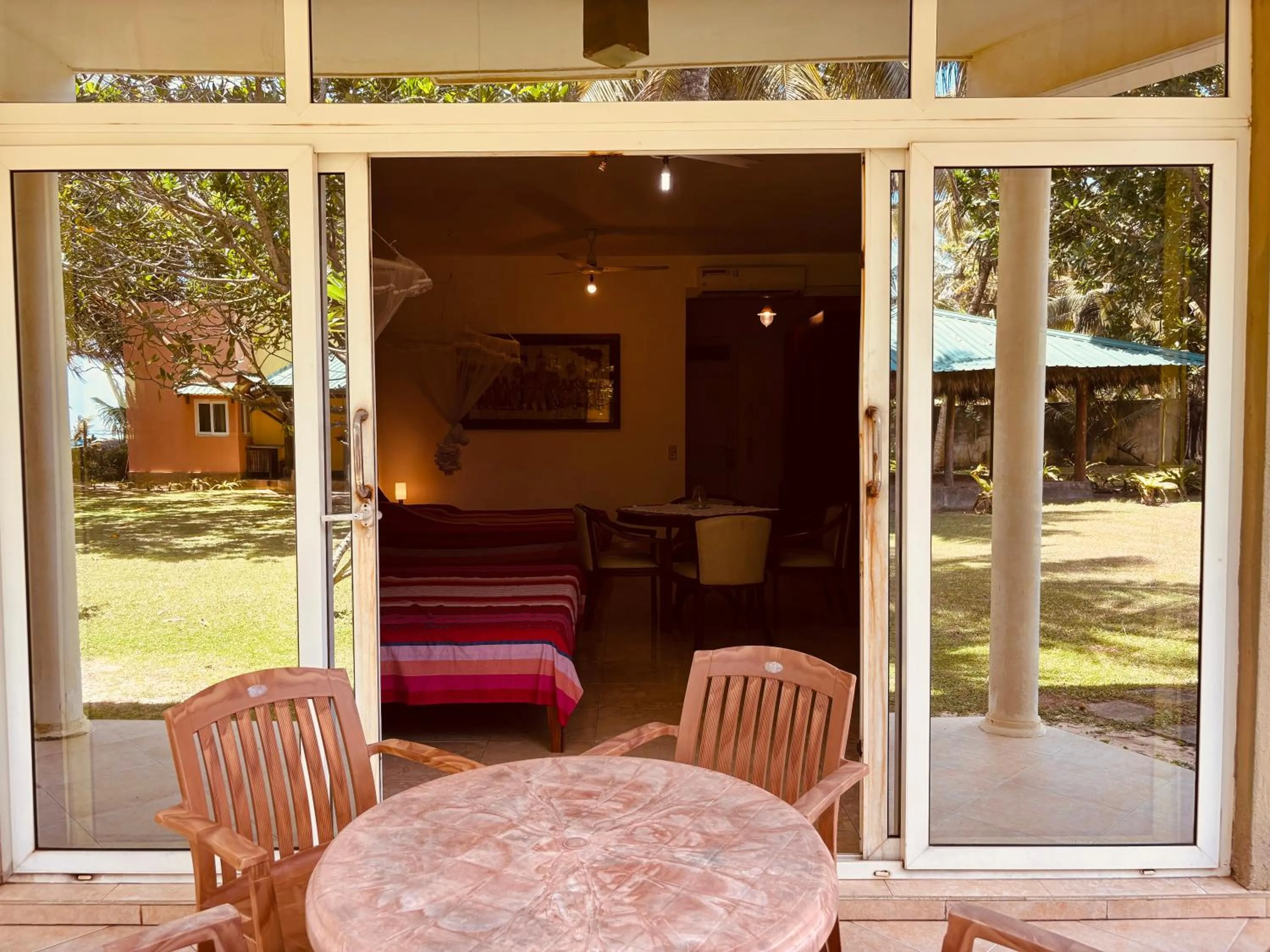 Balcony/Terrace in Raja Beach Hotel