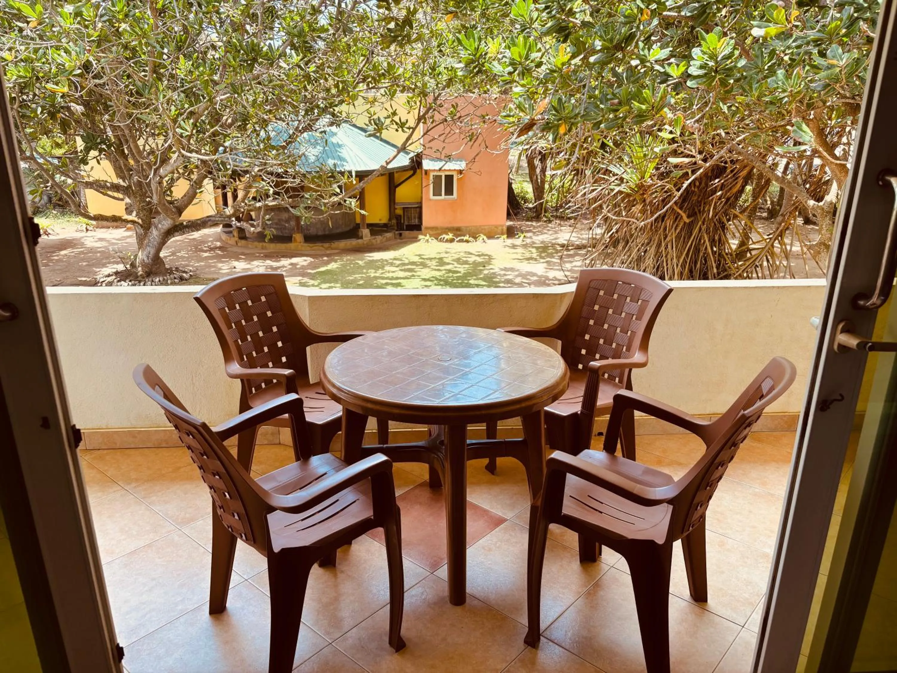 Balcony/Terrace in Raja Beach Hotel