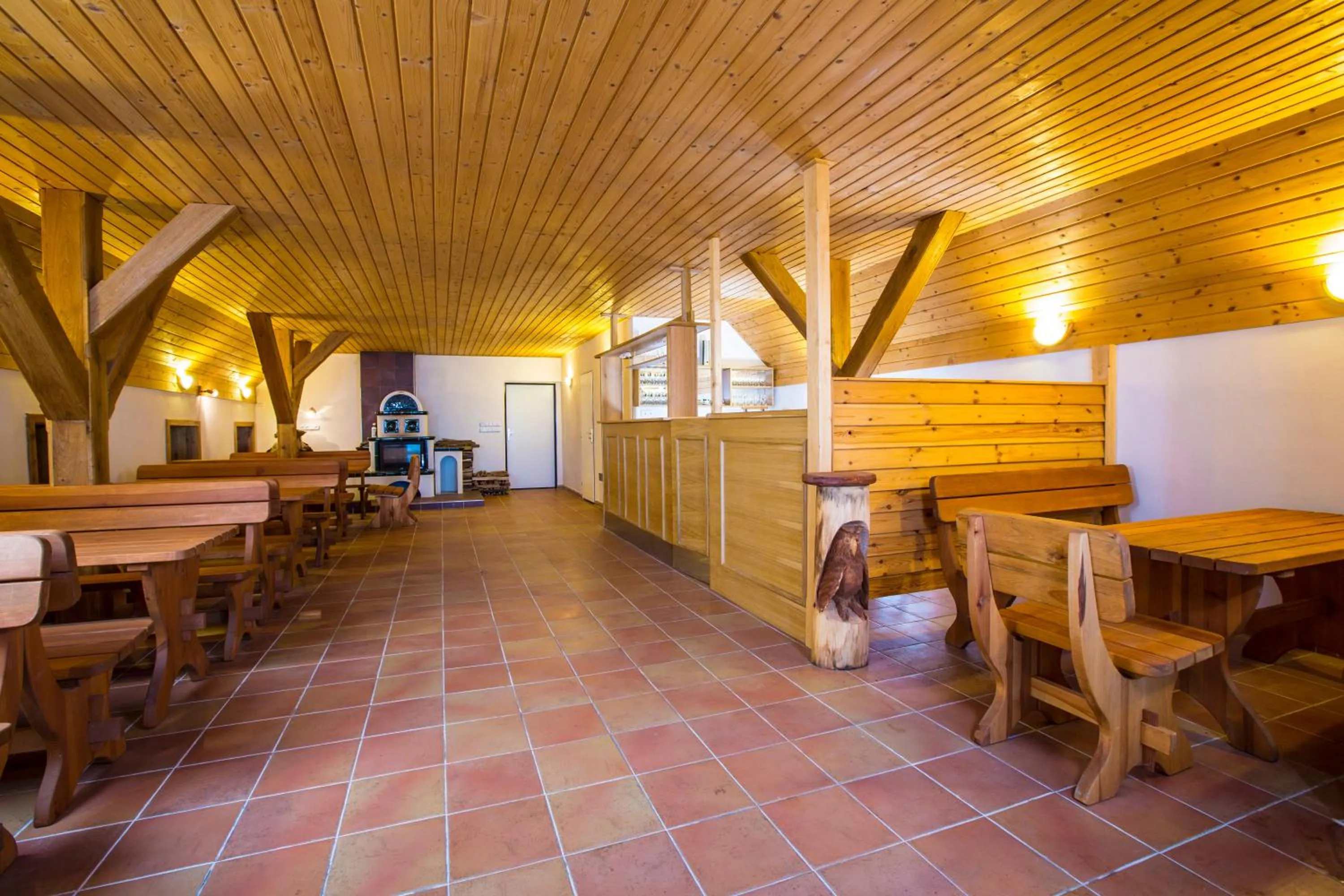 Communal lounge/ TV room in Chata Pod lipami