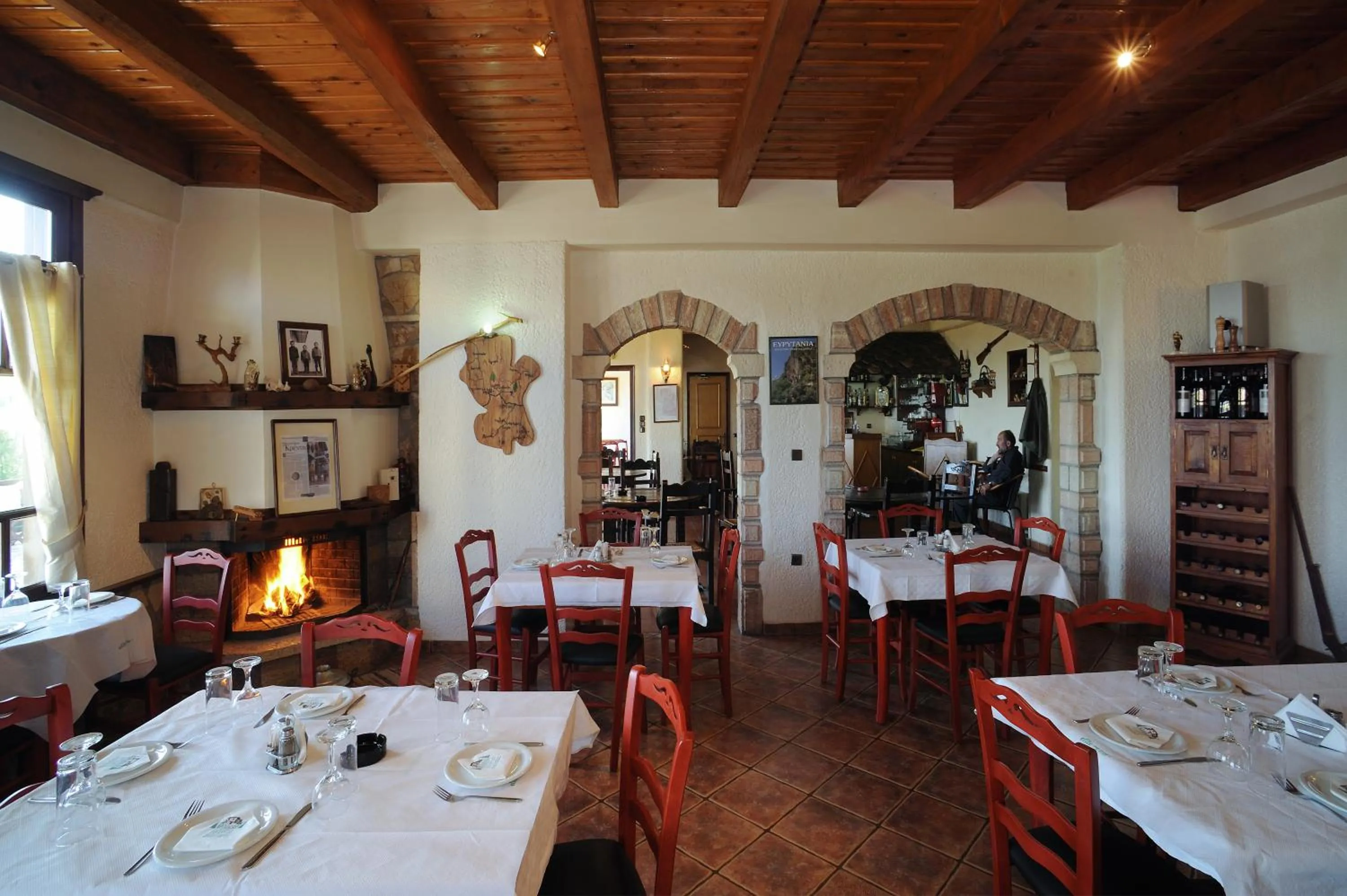 Restaurant/places to eat in Hotel Makkas