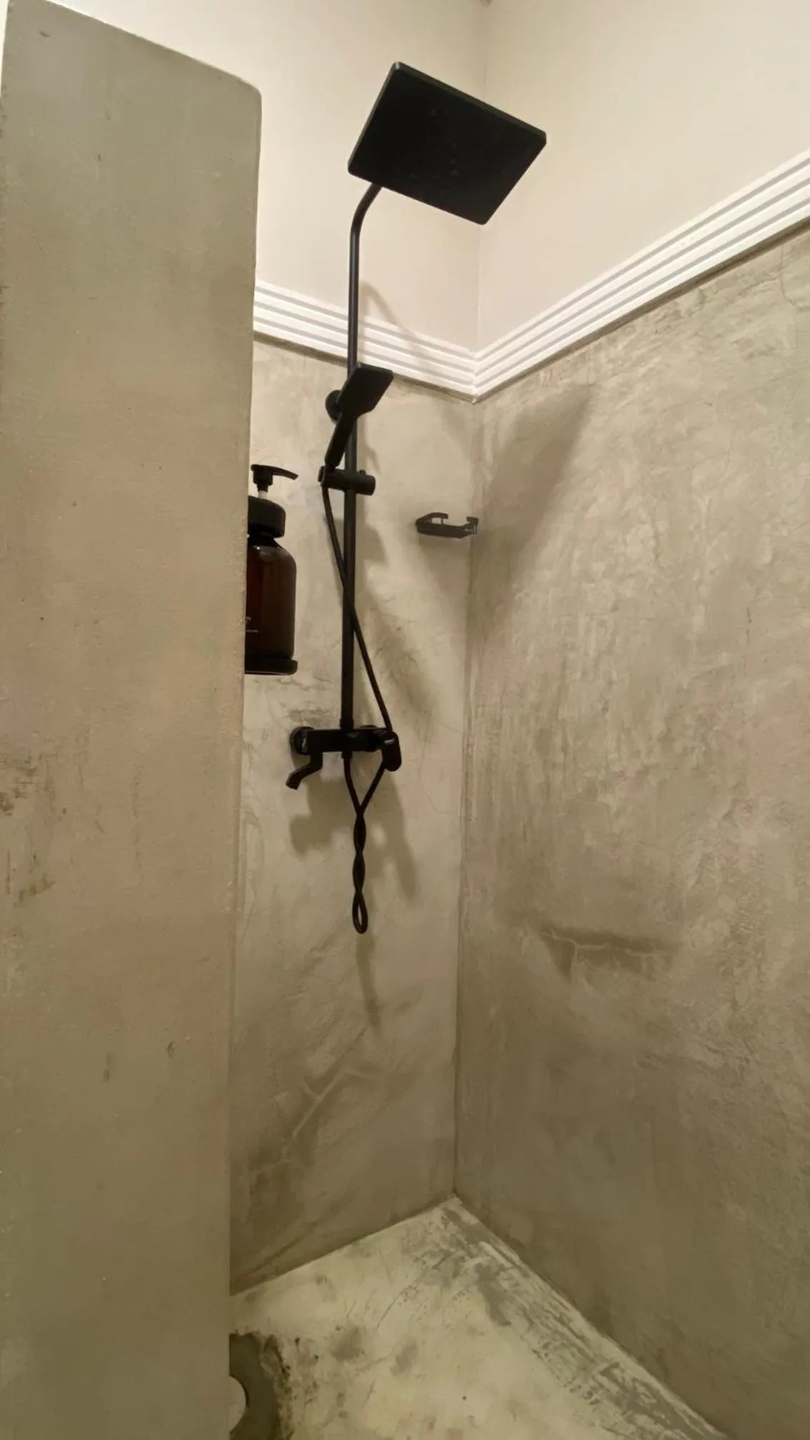 Shower in Hanaia House