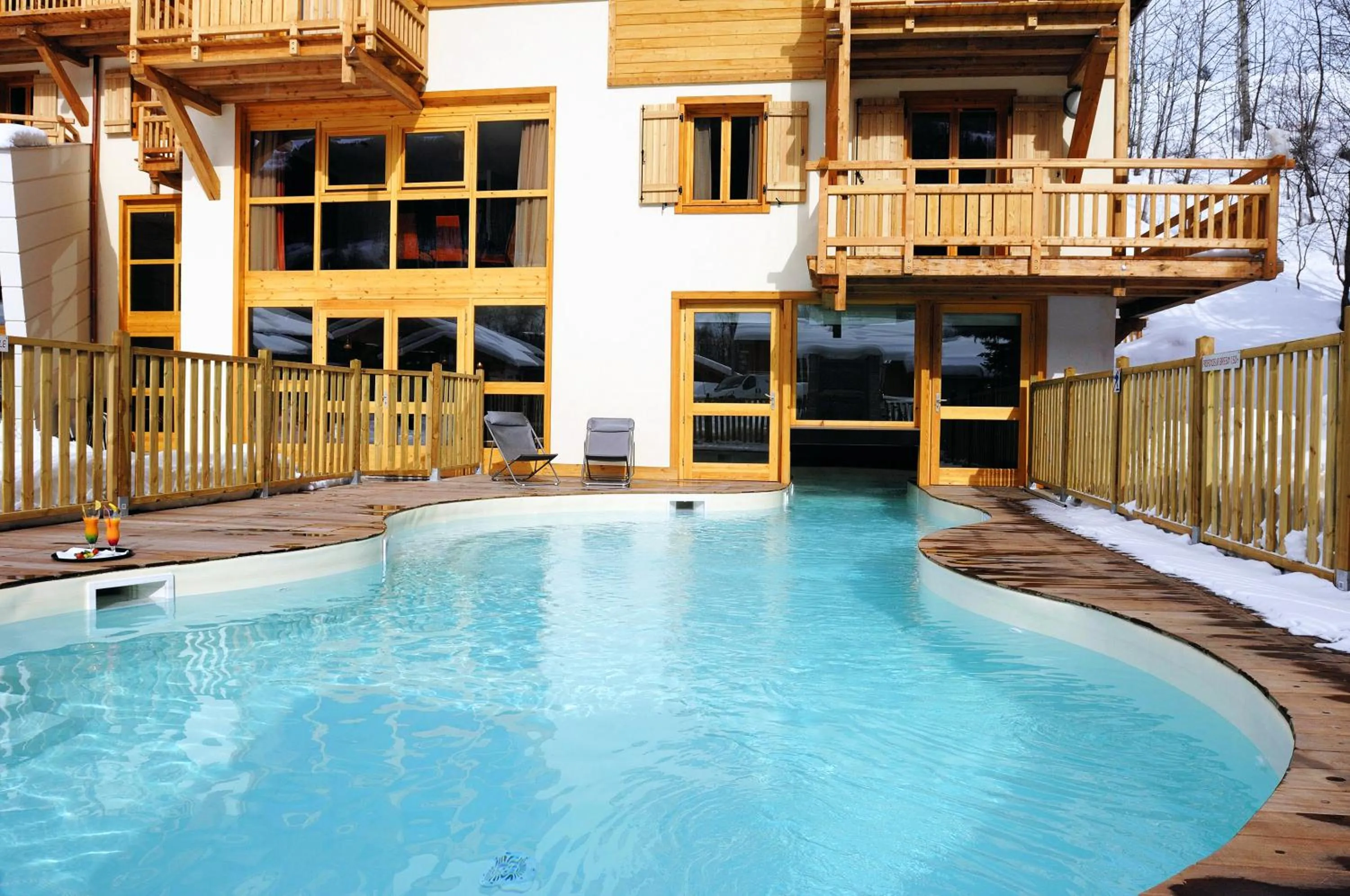 Swimming pool in Résidence Néméa L'Adret