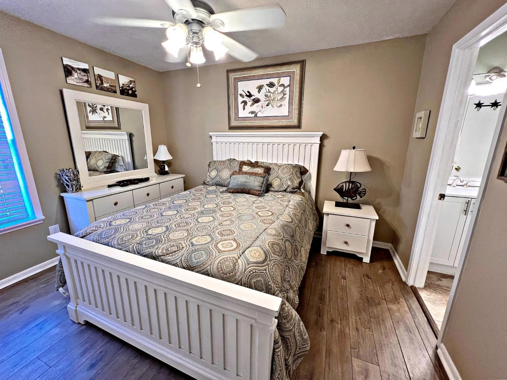 Bed in Ocean Reef