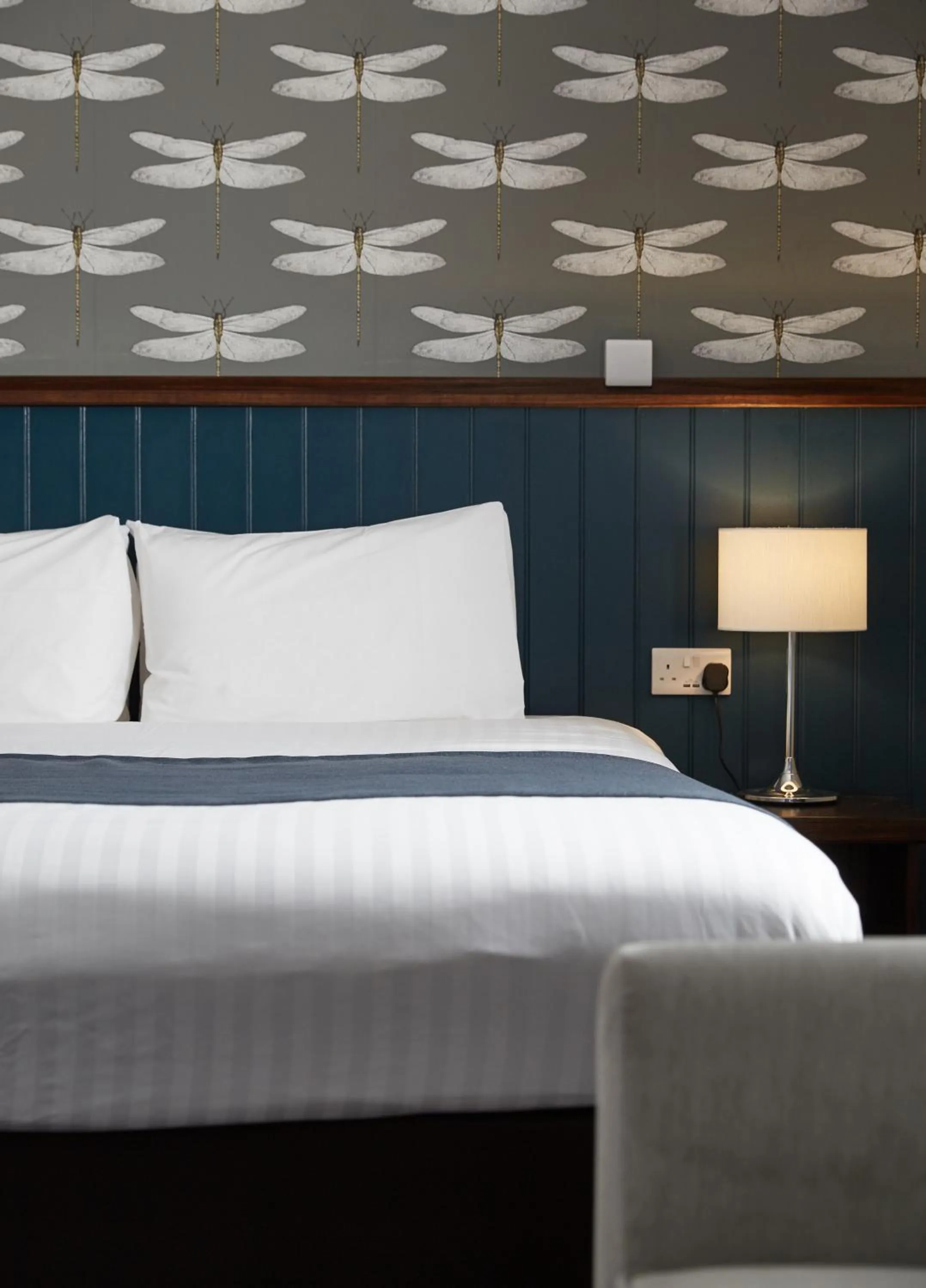 Bed in The Spyglass & Kettle by Greene King Inns