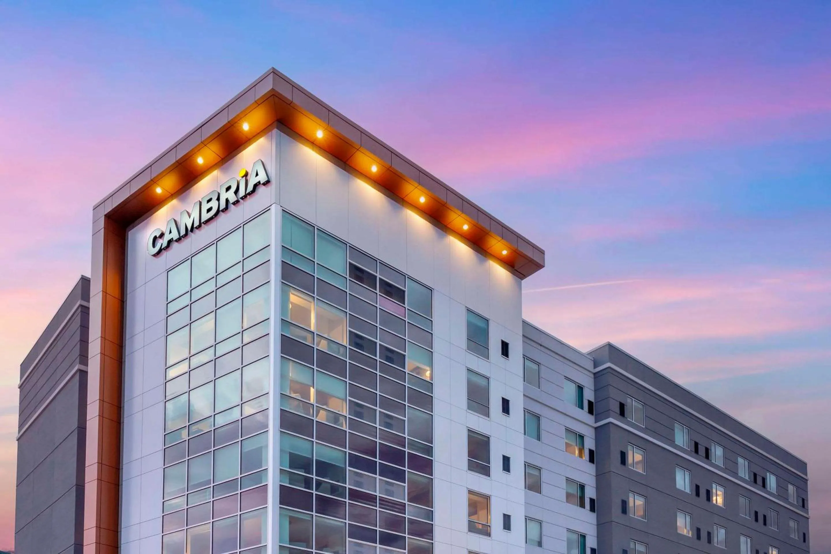 Property building in Cambria Hotel Niagara Falls