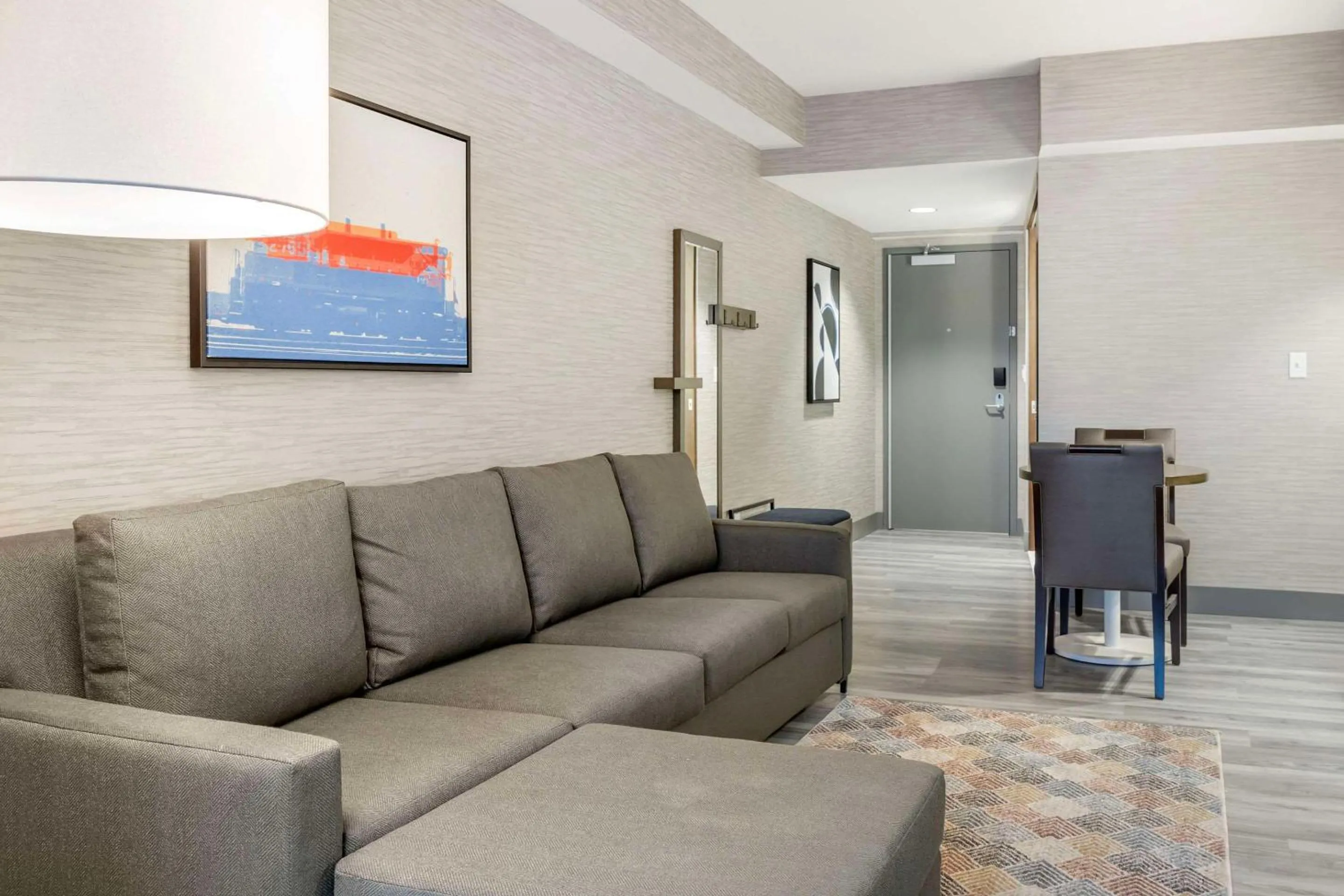 Bedroom in Cambria Hotel Niagara Falls