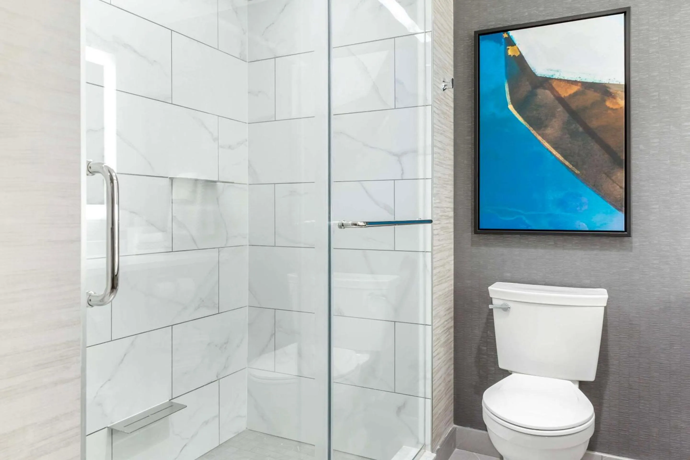 Bedroom in Cambria Hotel Niagara Falls