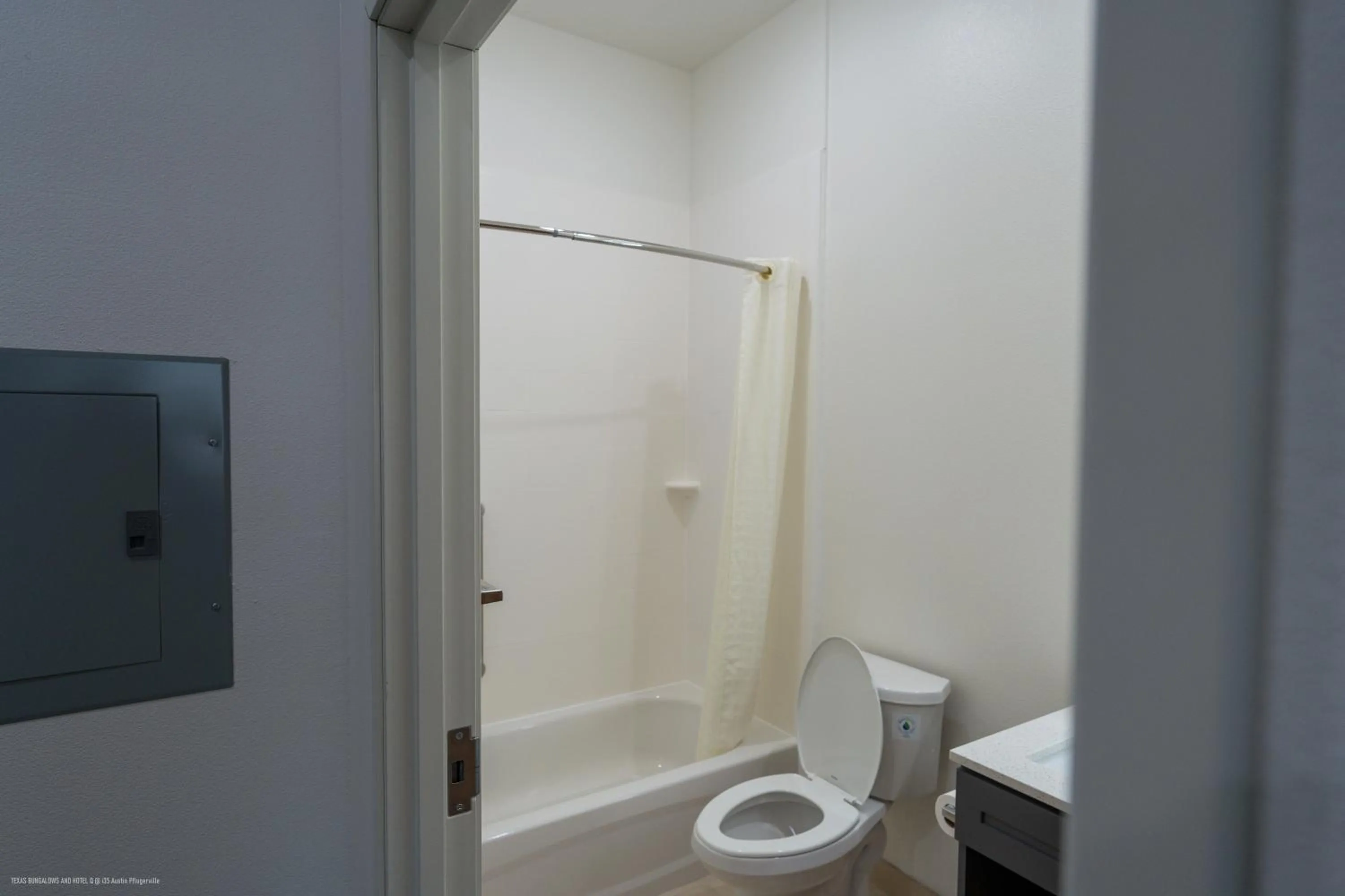 Bath in Texas Bungalows Hotel & Hotel Que at Lakeline Austin Cedar Park