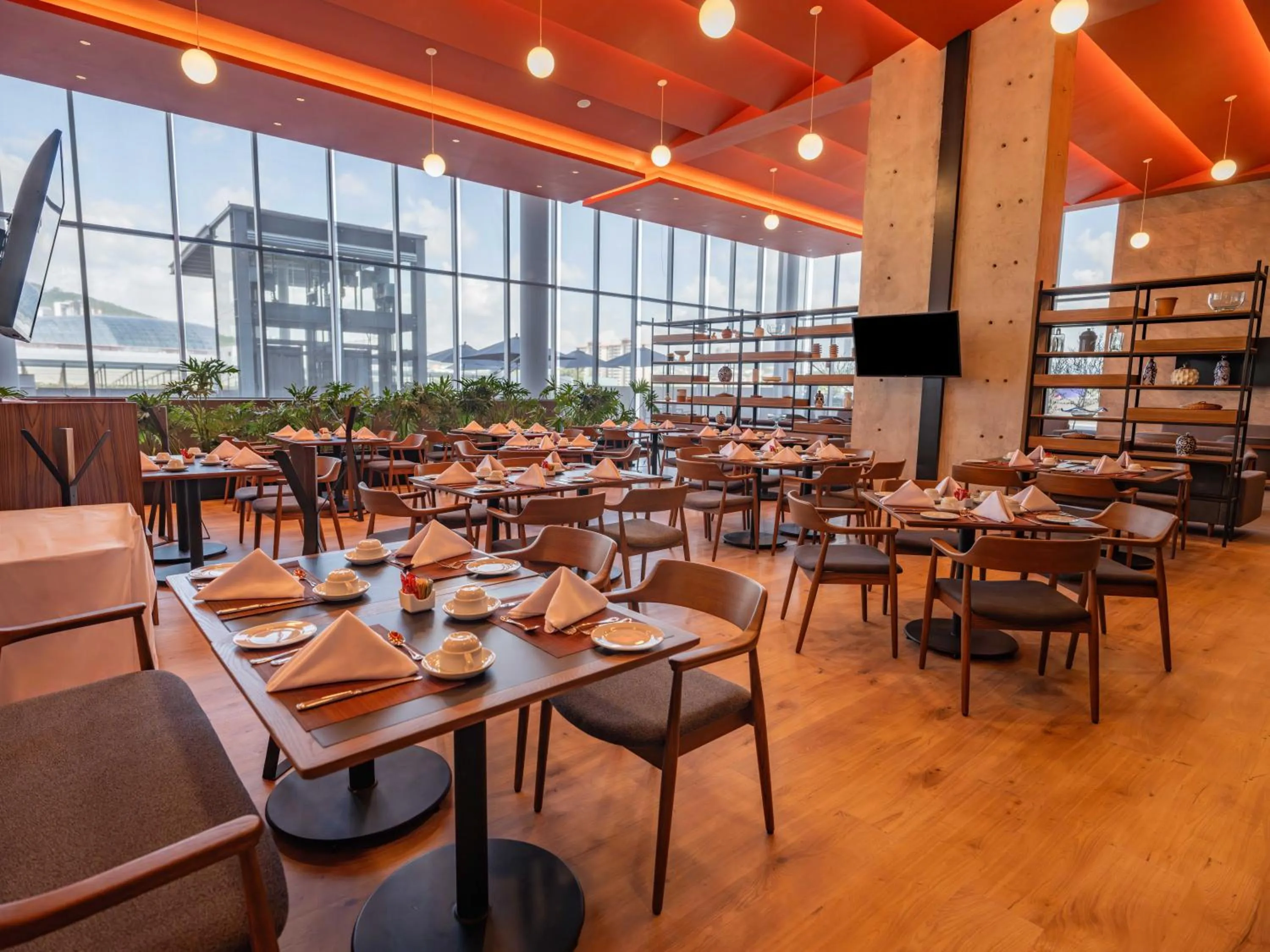 Restaurant/places to eat in Galeria Plaza Leon